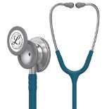 RRP £89.00 3M Littmann Classic III Monitoring Stethoscope, Caribbean Blue Tube, 69 cm, 5623