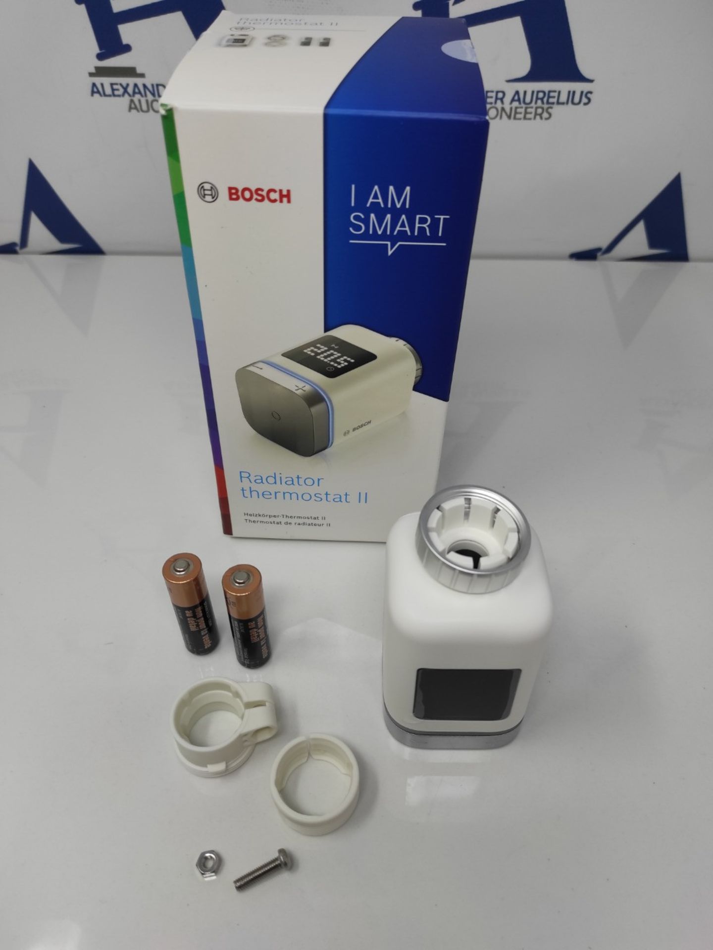 RRP £69.00 Bosch Smart Home radiator thermostat II, smart thermostat with app function, compatibl - Image 2 of 2
