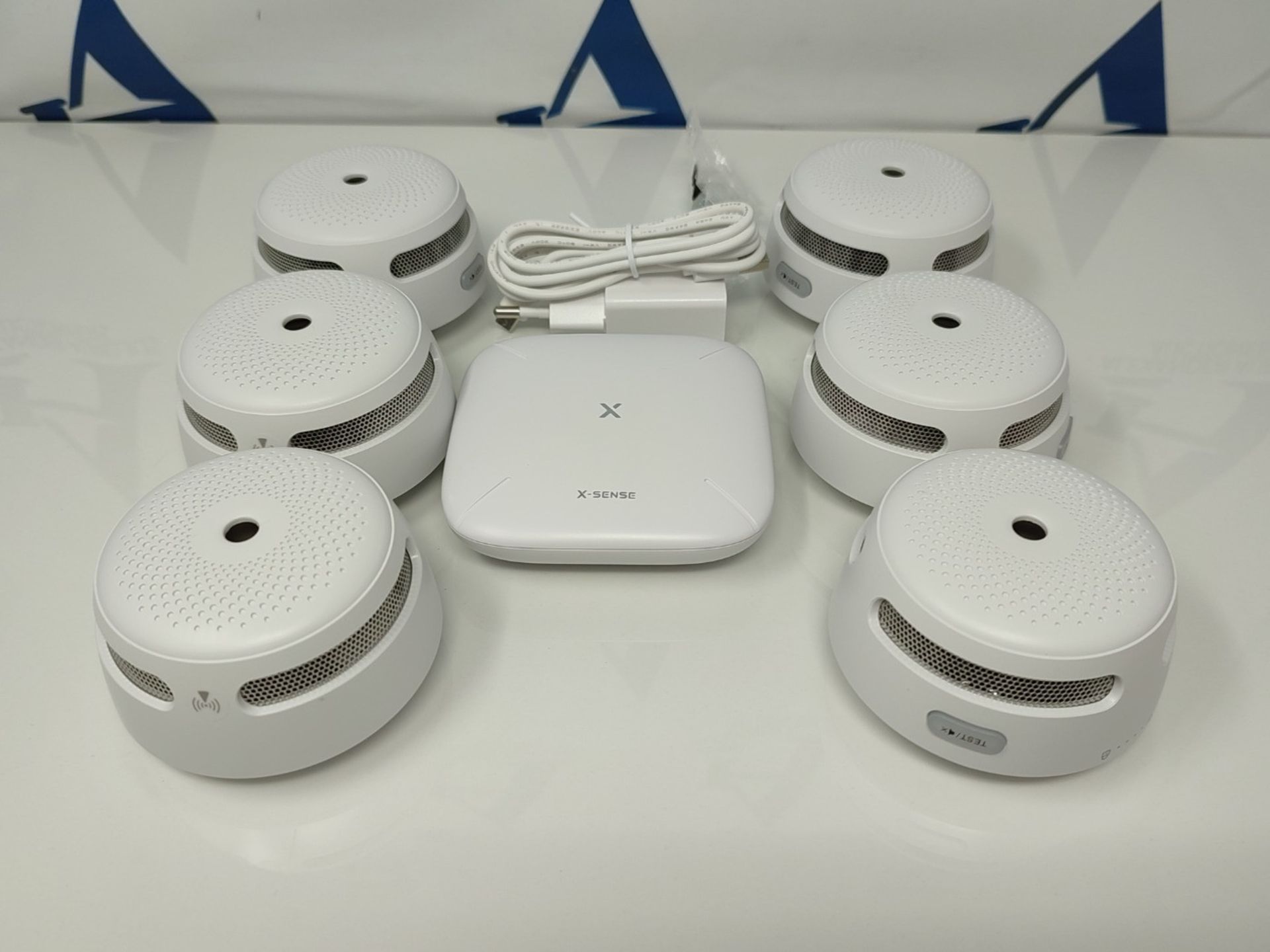 RRP £107.00 X-Sense Wi-Fi Smoke Alarm XS01-M with SBS50 Base Station Kit, Wireless Smoke Detector - Image 2 of 2