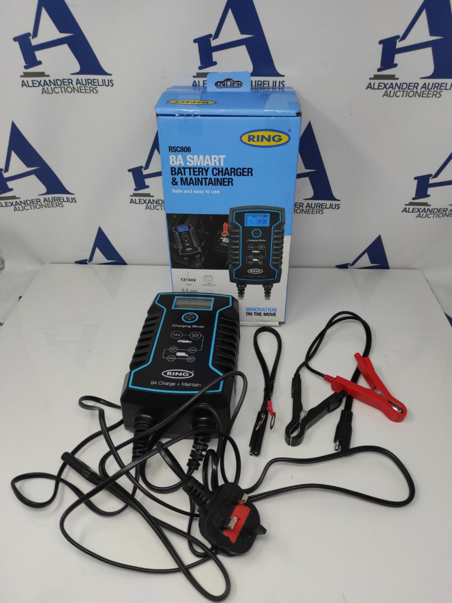 Ring Automotive RSC808, 8Amp Battery Charger and Maintainer. 12V & 24V Smart Charger, - Image 2 of 2