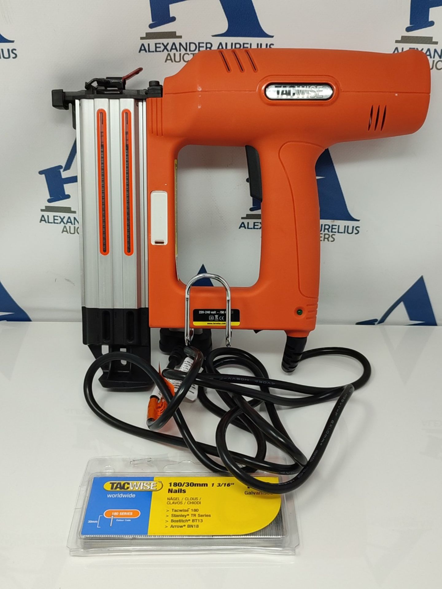 RRP £139.00 Tacwise 1707 Master Nailer 18G/50, Electric Brad Nail Gun with 1,000 Nails, Uses Type - Image 3 of 3