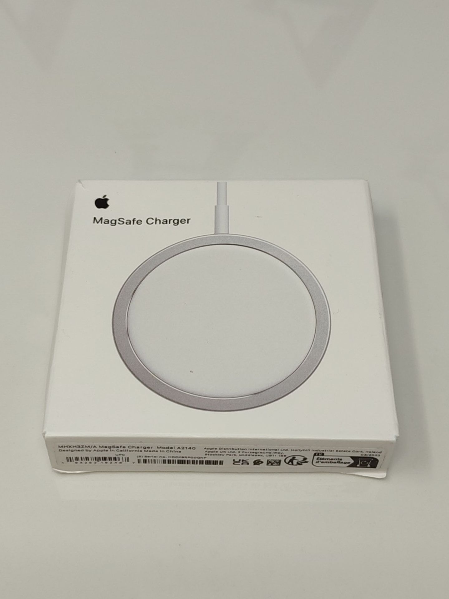 MagSafe Charger - Image 2 of 3