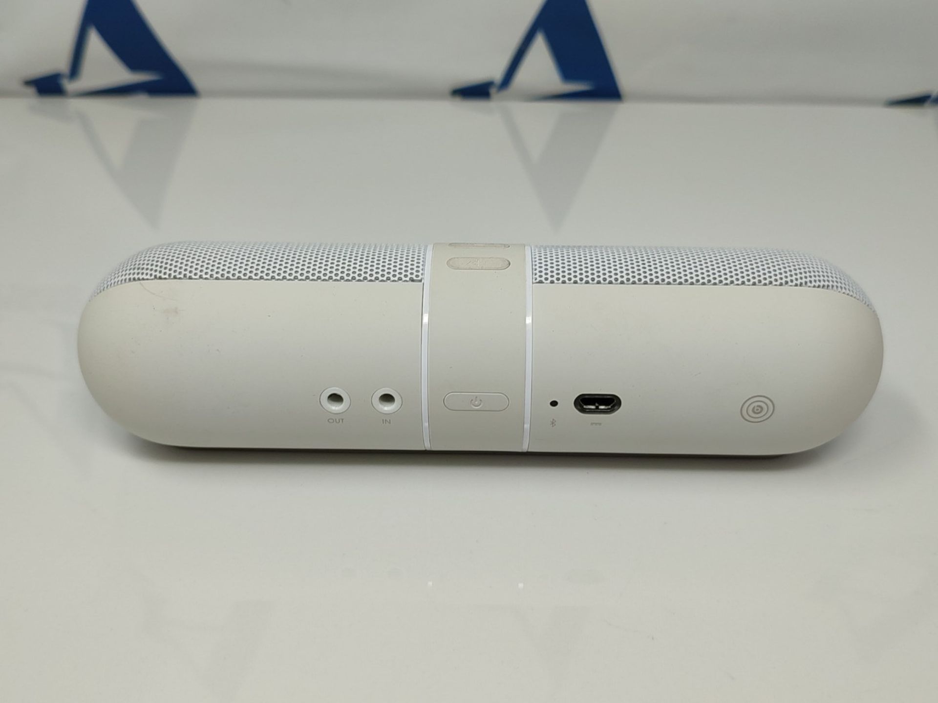 RRP £150.00 Beats by Dr. Dre Pill 2.0 Bluetooth Wireless Speaker - White - Image 3 of 3