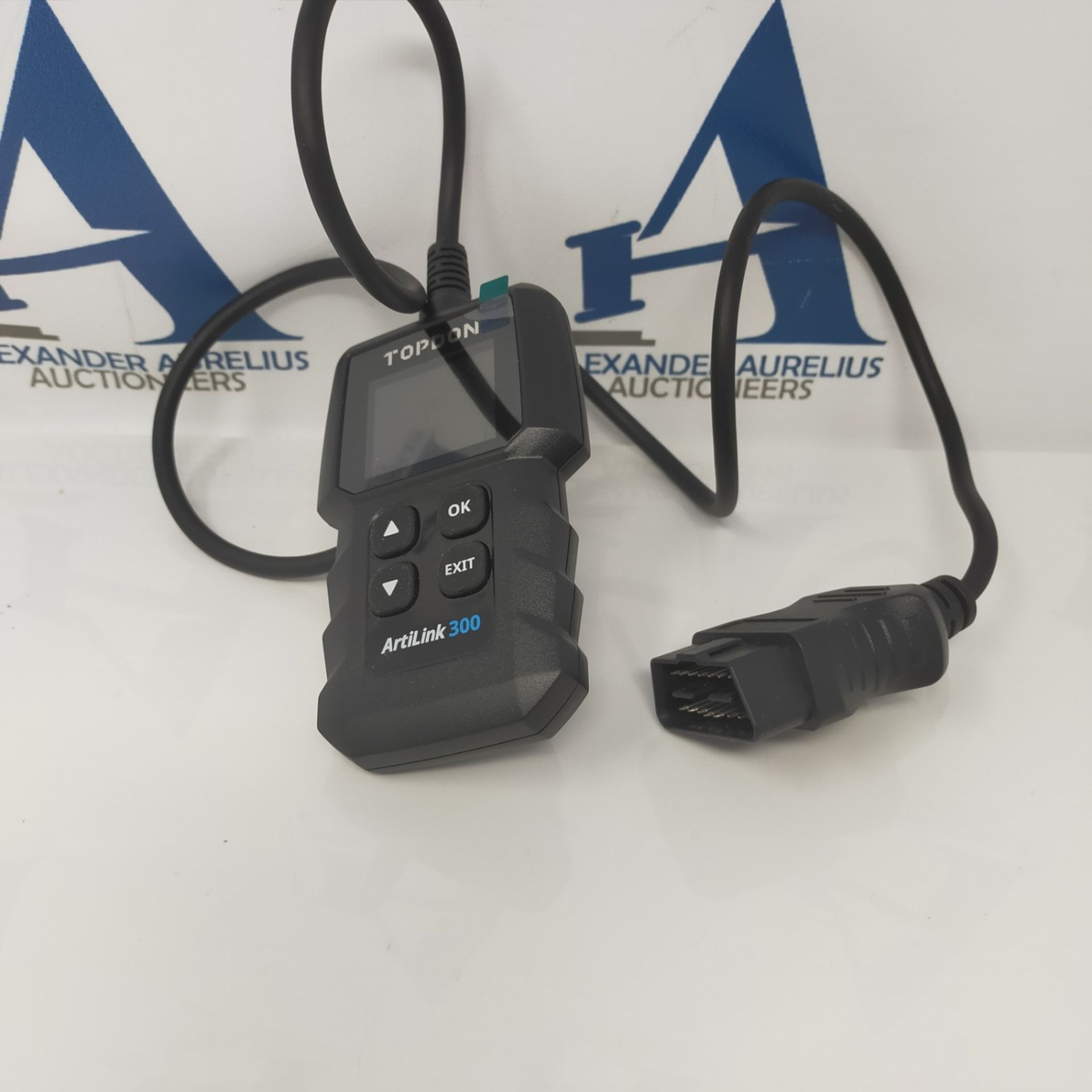 TOPDON AL300, OBD2 Scanner Code Reader, car Auto Diagnostic Tool with Full OBD2 Functi - Image 2 of 2