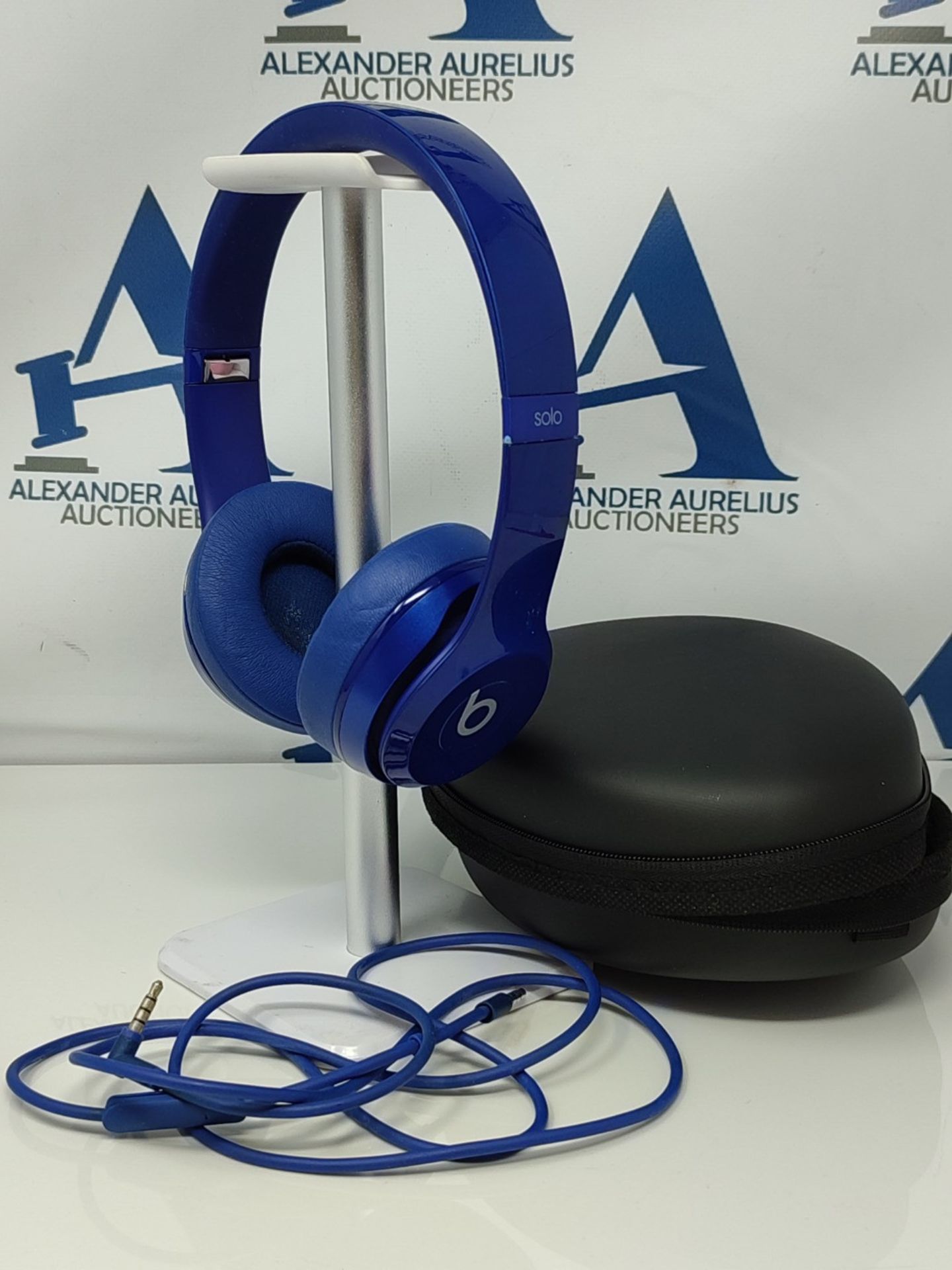 RRP £190.00 Beats Solo2 On-Ear Headphones - Blue - Image 2 of 3