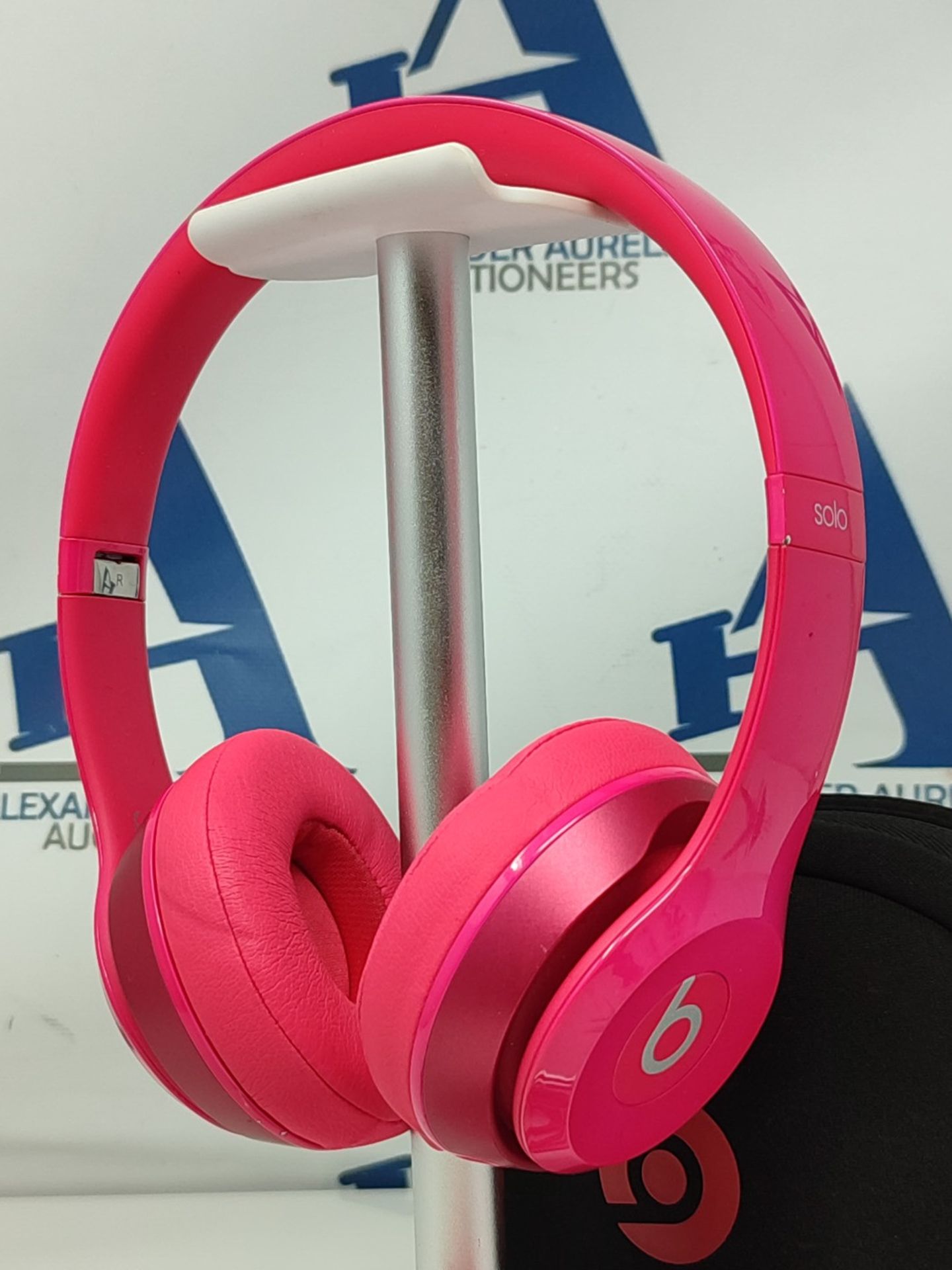RRP £190.00 Beats Solo2 On-Ear Headphones - Pink - Image 3 of 3