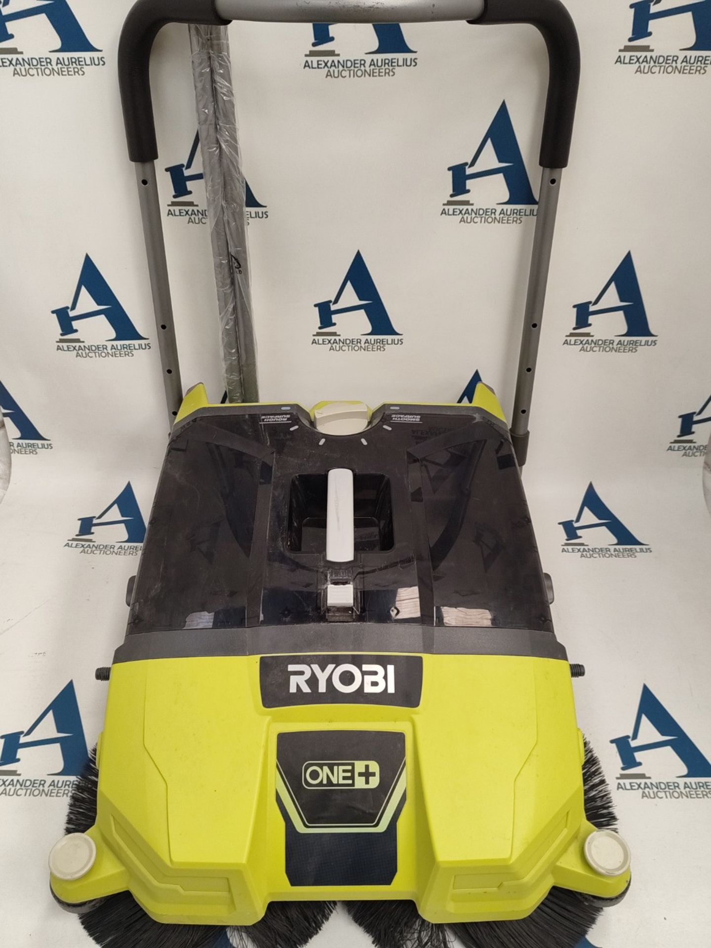 RRP £193.00 Ryobi R18SW3-0 18V ONE+ Cordless Debris Sweeper (Body Only), 18 V, Green - Image 3 of 3