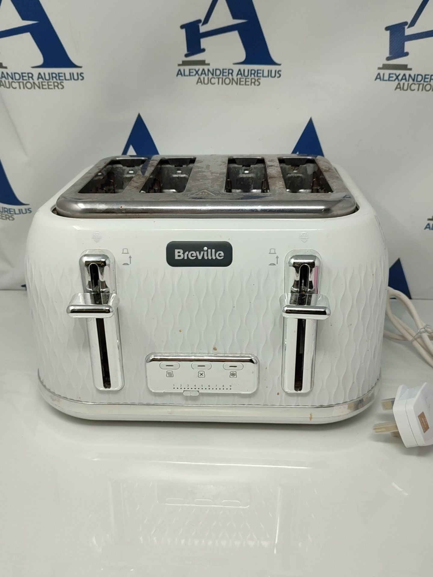 Breville Curve 4-Slice Toaster with High Lift and Wide Slots | White [VTT911] - Image 3 of 3