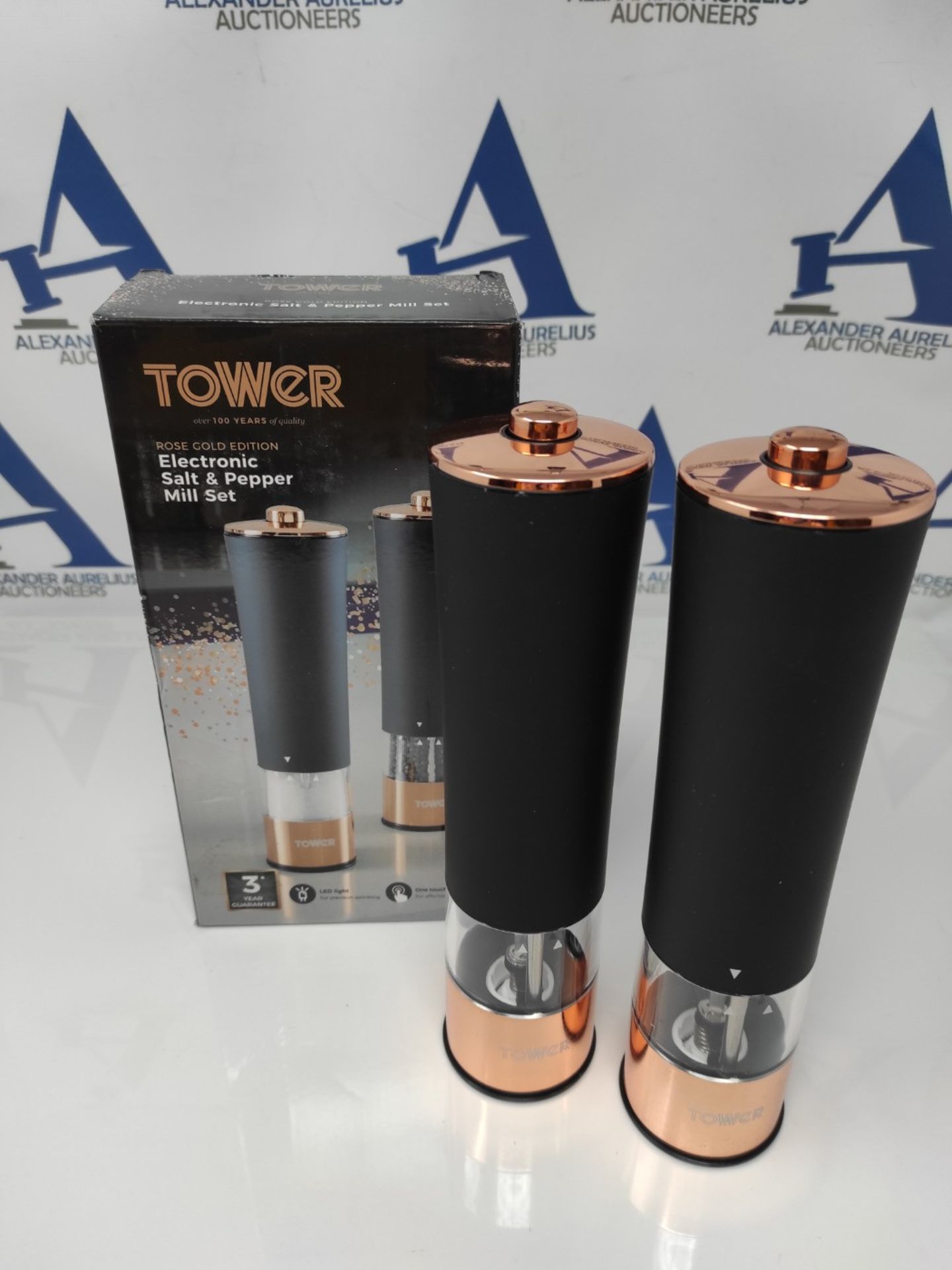 Tower T847003RB Electric Salt and Pepper Mill, Stainless Steel, Soft-Touch Body, Rose - Image 2 of 2