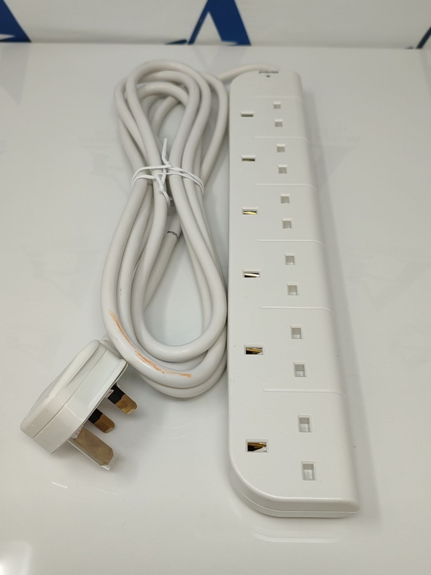 Belkin E-Series 6 Plug SurgeStrip Surge Protected Extension Lead - 3 m, White - Image 3 of 3