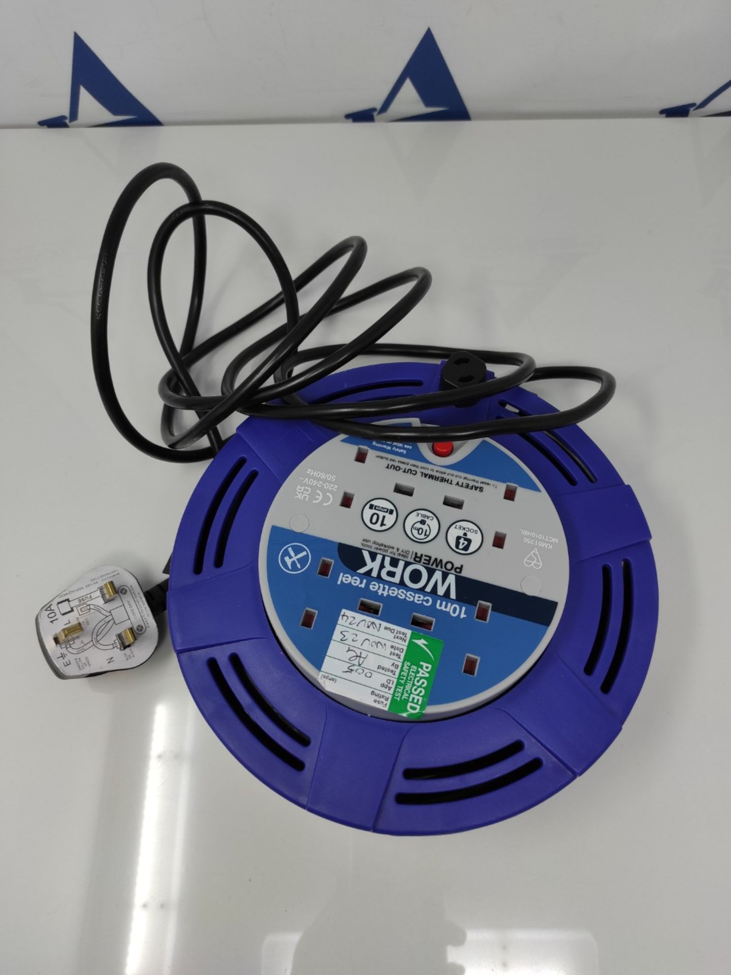 Masterplug MCT1010/4BL-MP Four Socket Cassette Reel Extension Lead, 10 Metres, Blue - Image 2 of 3