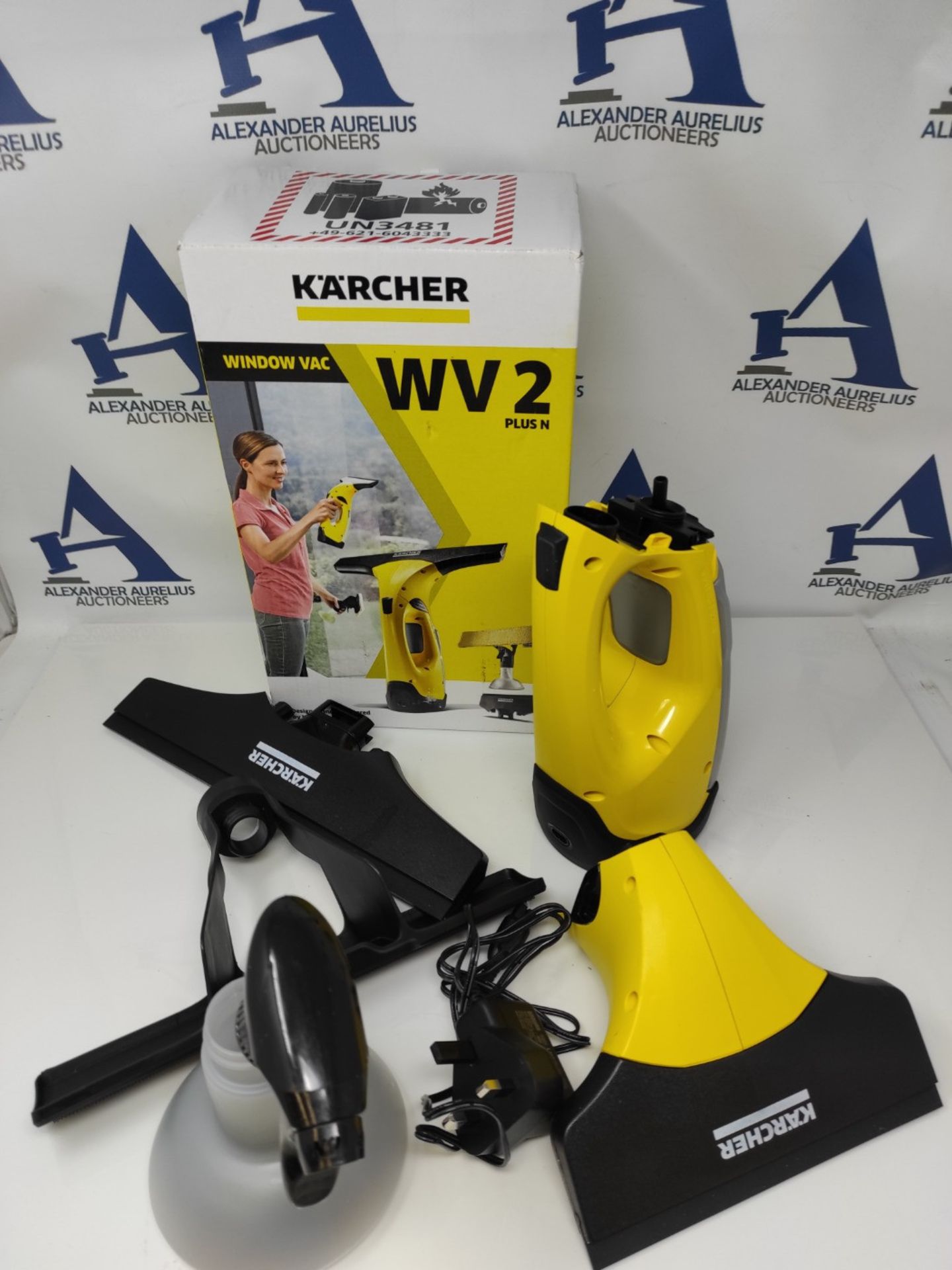 RRP £76.00 Kärcher WV2 Plus N Yellow Edition Window Vac - Bild 2 aus 2