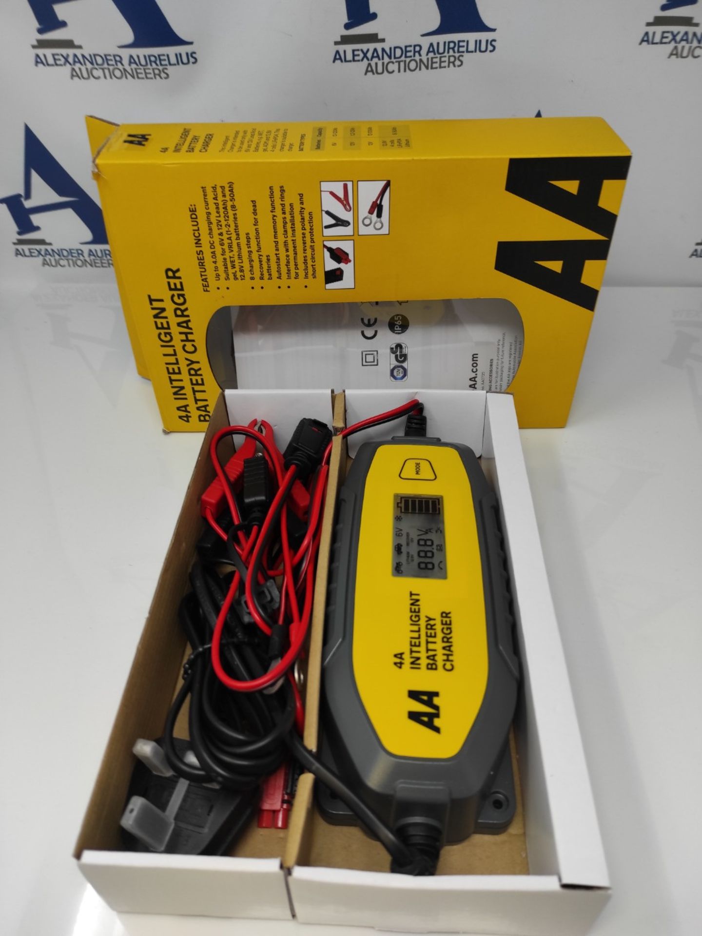AA AA0725 4A Intelligent Car Battery Charger - LCD,8 Stage, Recover Dead Battery,Up To - Bild 2 aus 3