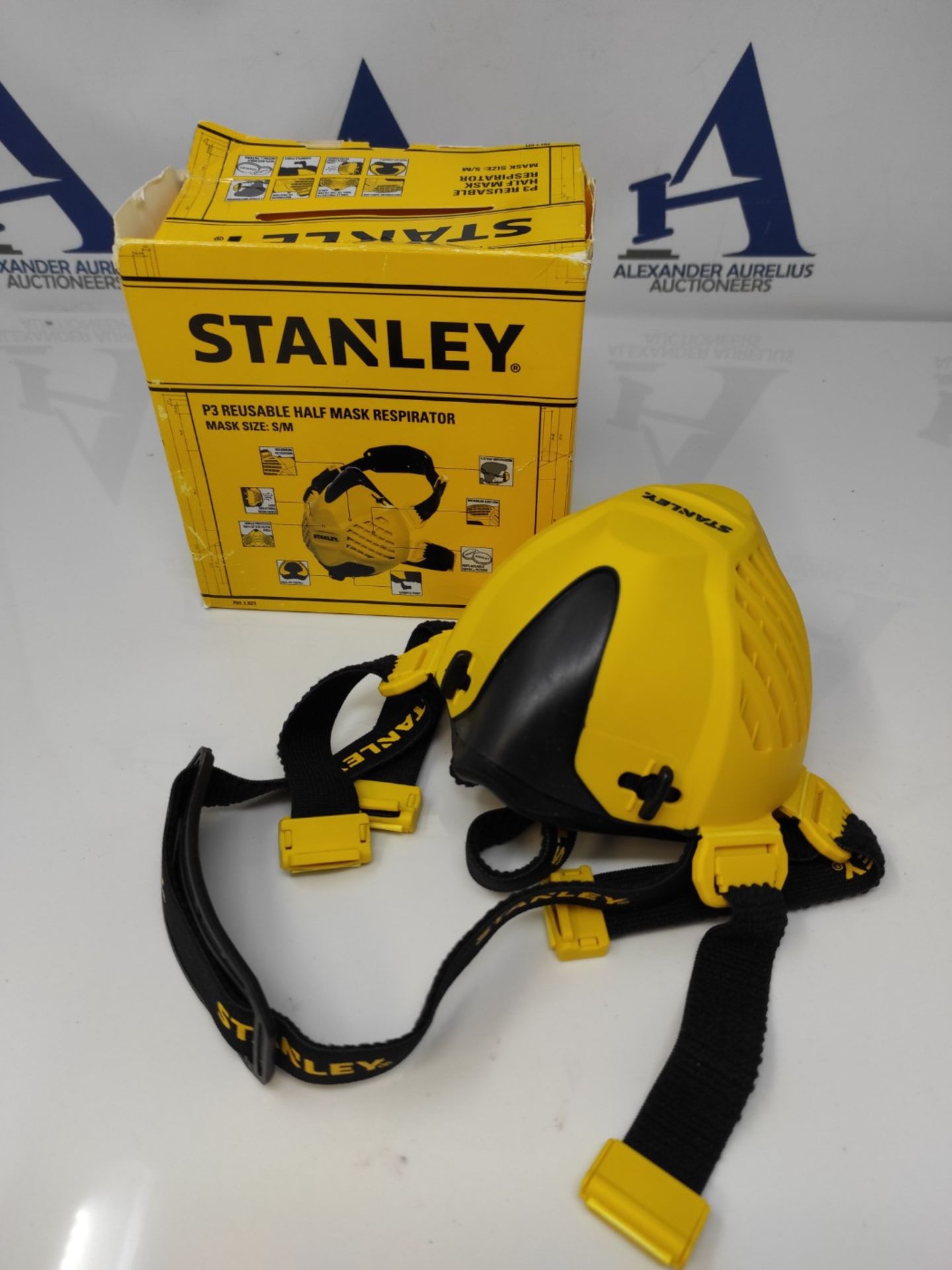 Stanley P3 Dust Mask, Reusable Respirator Mask with Face-Fit-Check Technology & Maximu - Bild 2 aus 2