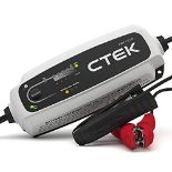 RRP £104.00 CTEK CT5 Time to Go - Fully Automatic Battery Charger with Countdown Display (Charges,