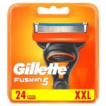 RRP £55.00 Gillette Fusion5 Razor Blades Men, Pack of 24 Razor Blade Refills with Precision Trimm