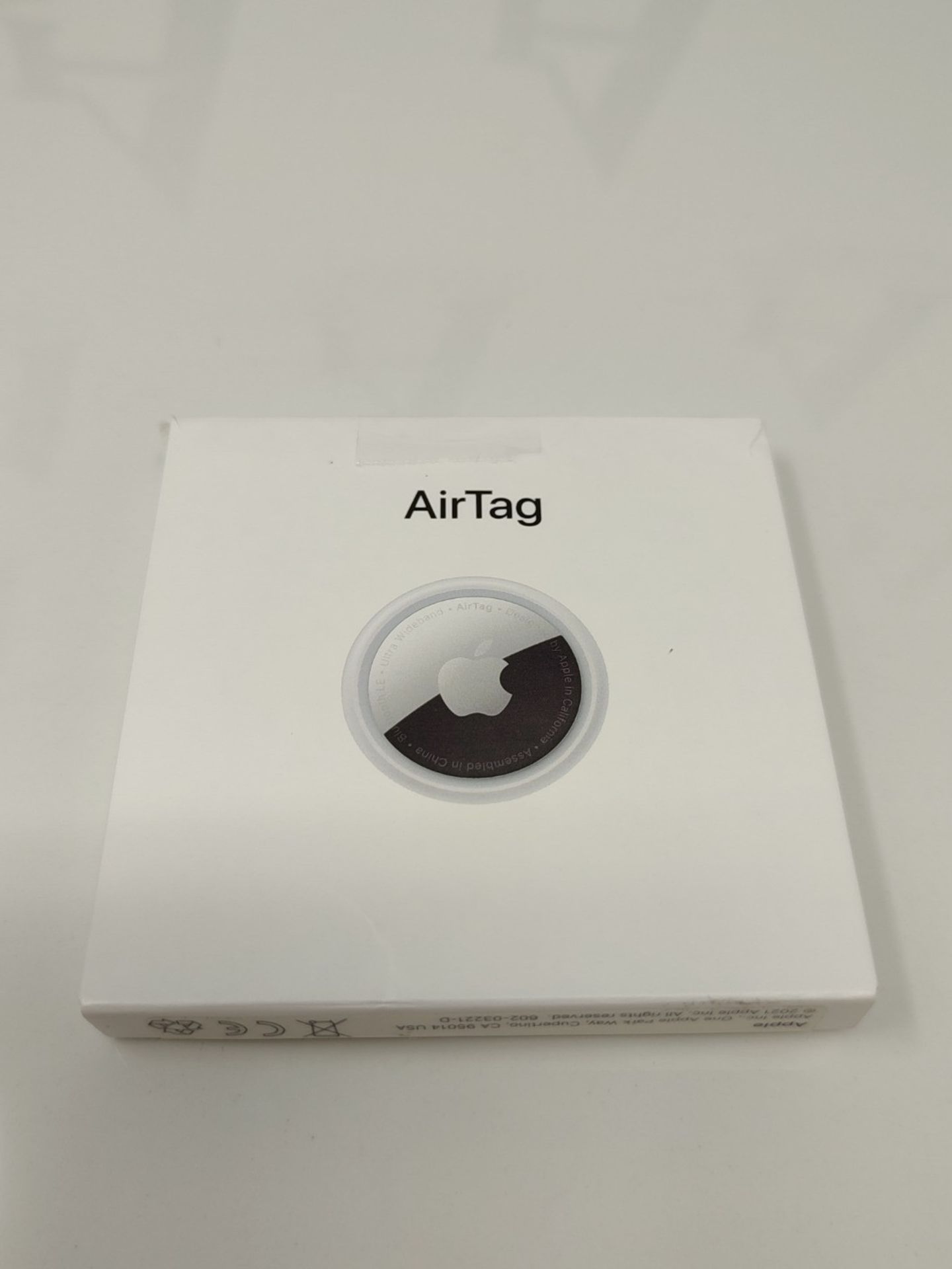 Apple AirTag. Track your keys, wallet, luggage, backpack. Replaceable battery. Water-r - Image 3 of 3