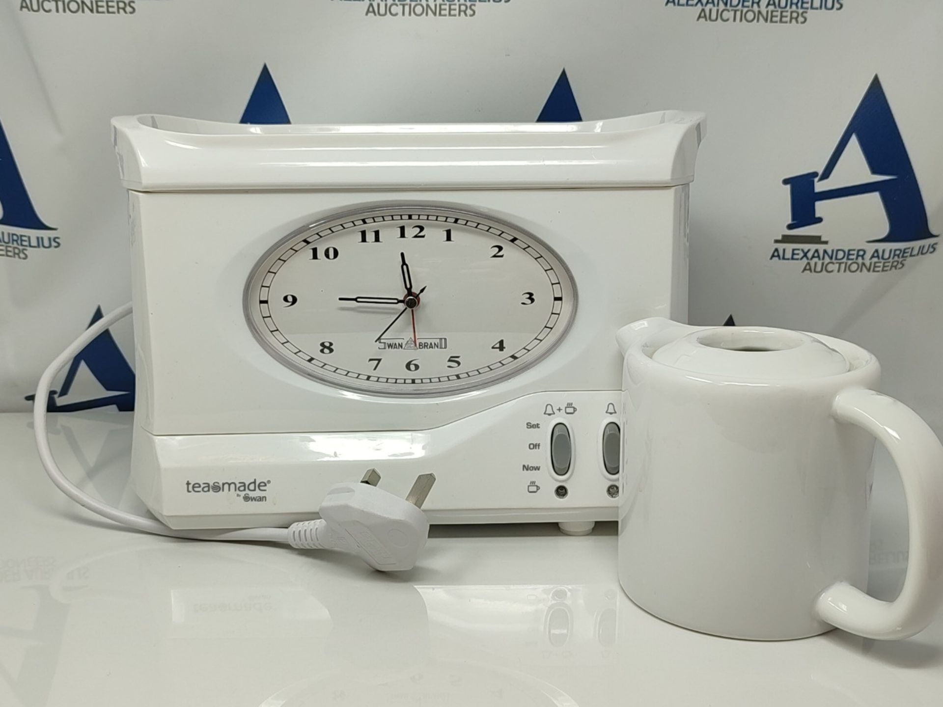 RRP £65.00 Swan Vintage Teasmade - Rapid Boil with Clock and Alarm, Featuring a Clock Light with - Bild 3 aus 3