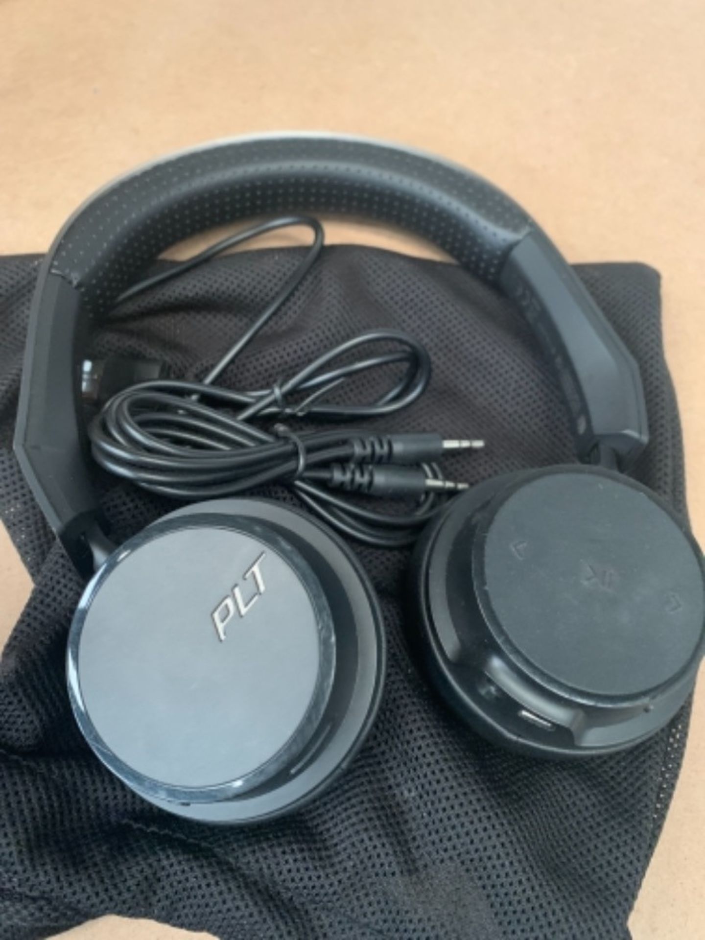 RRP £86.00 Plantronics 210704-99 Backbeat Fit 500 Headset - Black - Bild 2 aus 2