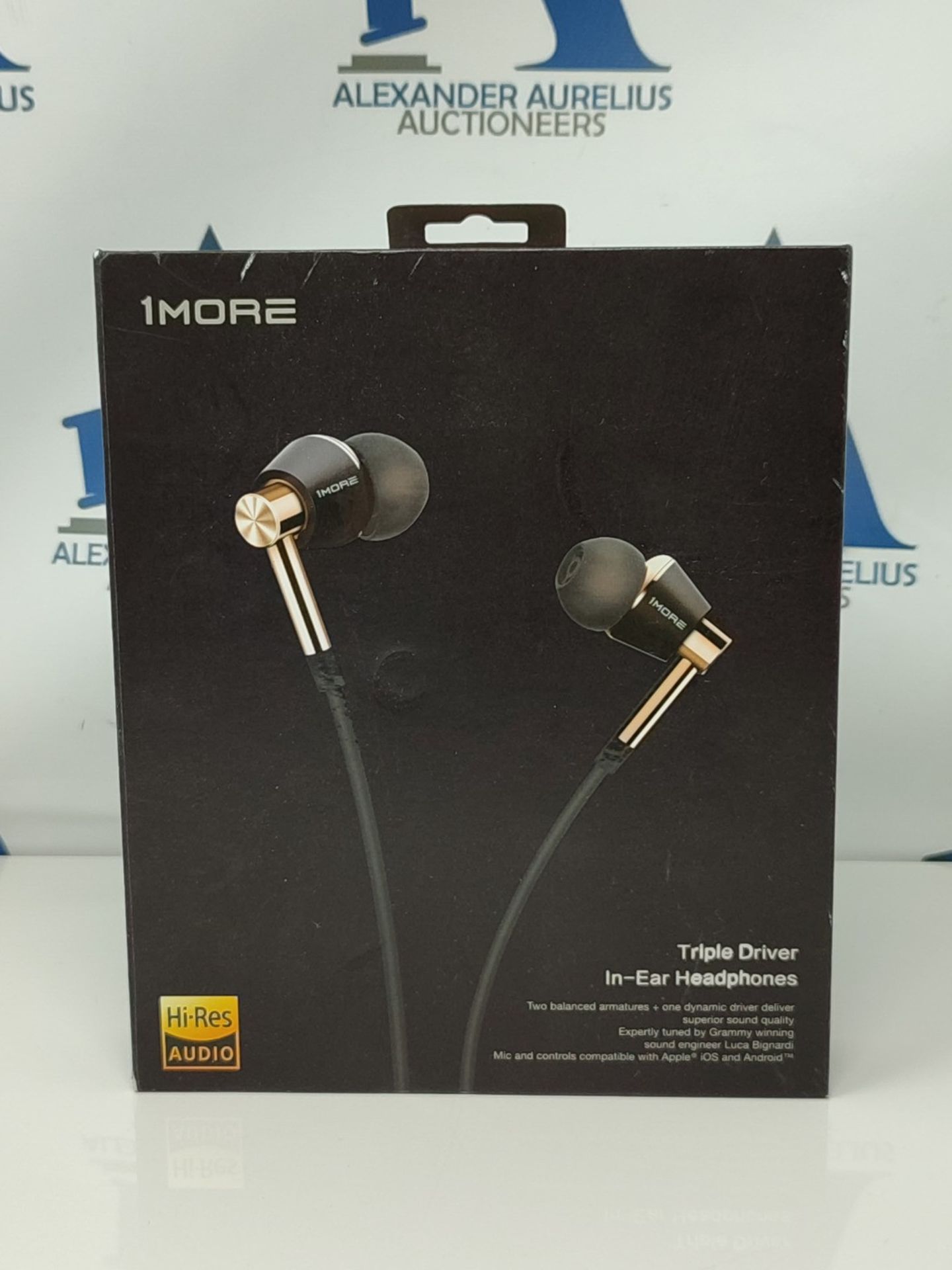 RRP £80.00 1MORE - E1001-SILVER - Triple Driver In Ear Headphones Silver