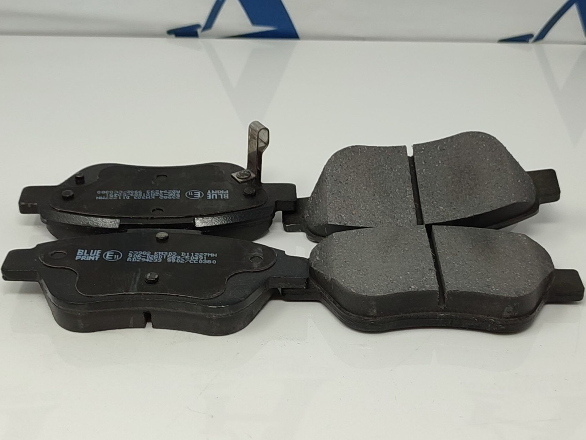 Blue Print ADV184204 Brake Pad Set, pack of four - Image 2 of 2