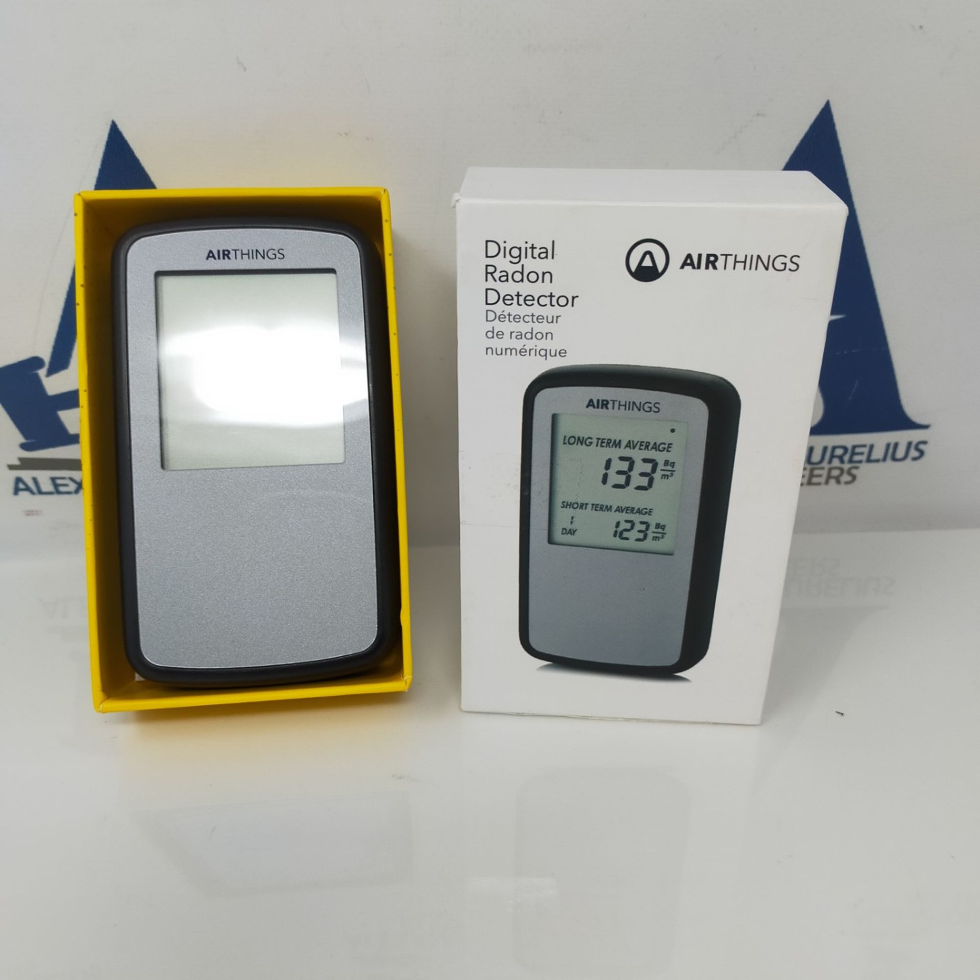 RRP £128.00 Airthings Corentium Home Radon Detector - 224 Portable, Lightweight, Easy-to-Use, (3) - Bild 2 aus 2