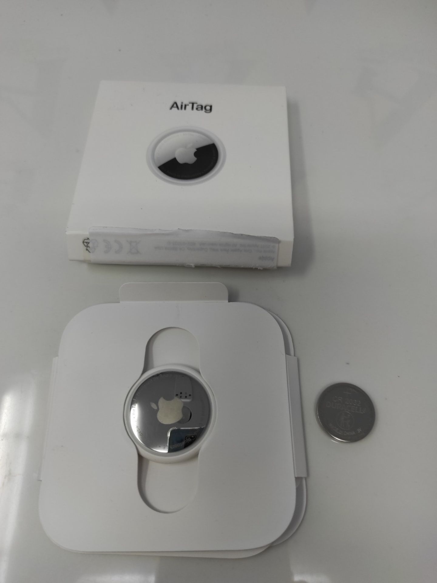 Apple AirTag. Track your keys, wallet, luggage, backpack. Replaceable battery. Water-r - Image 2 of 2
