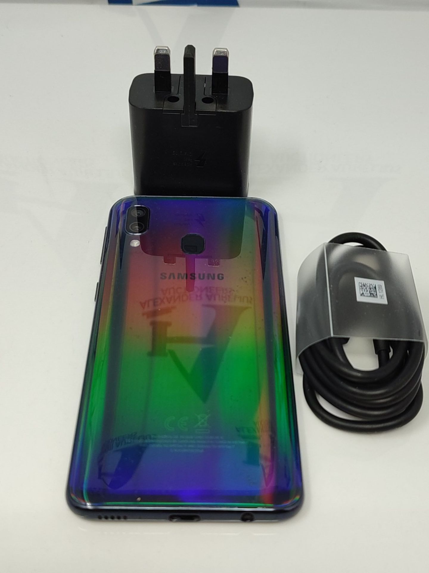 RRP £105.00 Samsung Galaxy A40 64GB - Black - Dual SIM - Unlocked (Renewed) - Image 2 of 2