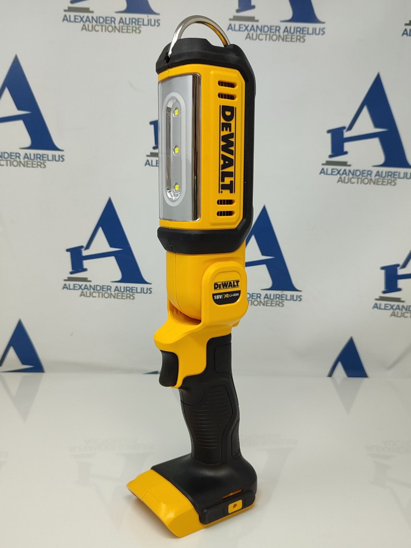 DEWALT DCL050-XJ 18 V XR Handheld LED Area Light, Bare Unit, Multi - Image 3 of 3