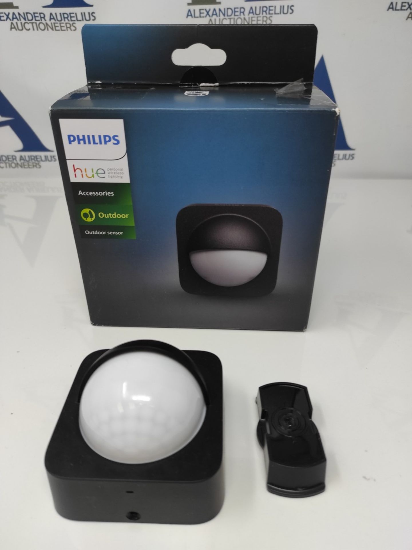 RRP £54.00 Philips Hue Outdoor Motion Sensor. Smart Lighting Accessory for Outdoor Light Control. - Image 2 of 2
