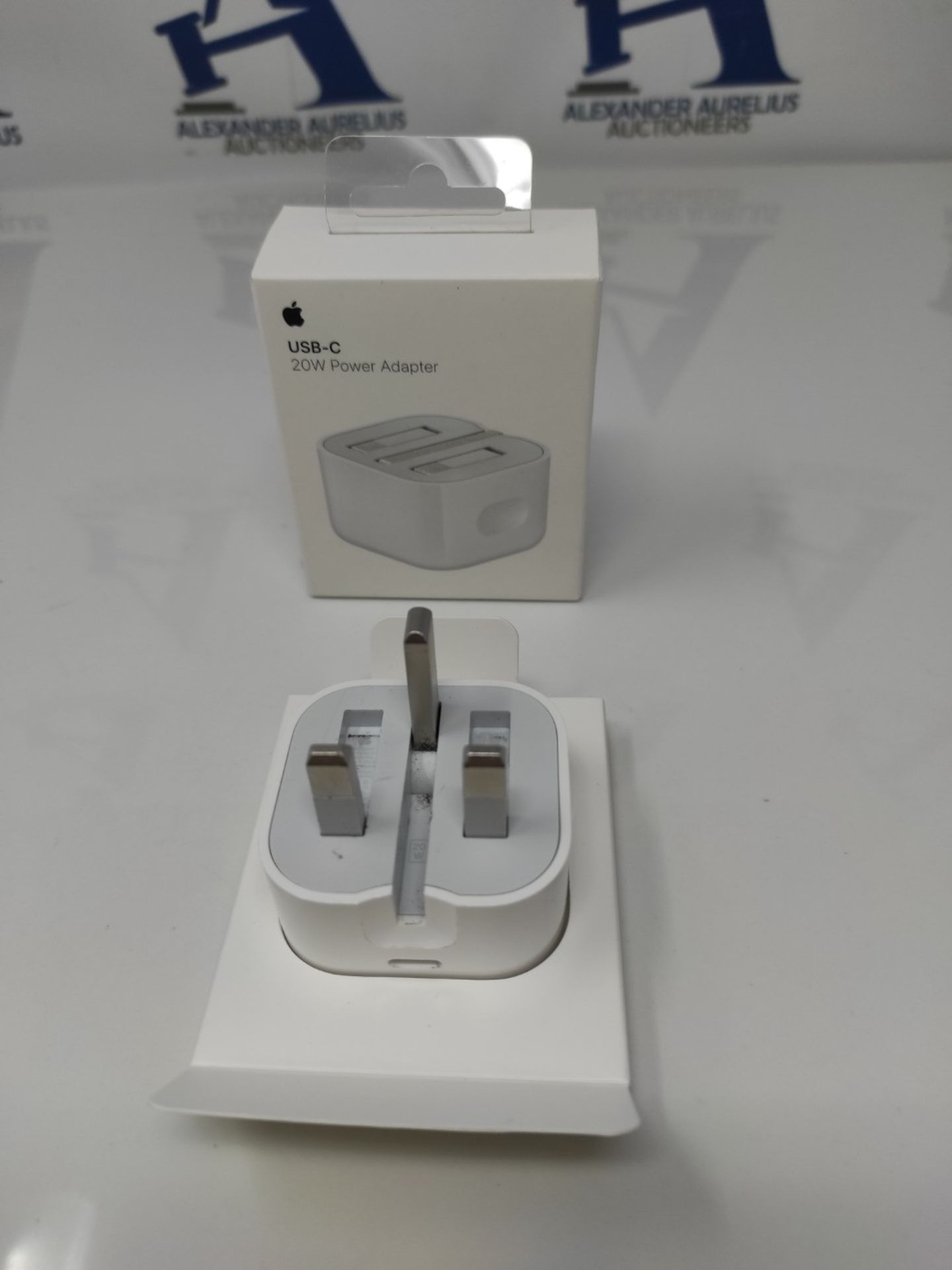 Apple 20W USB-C Power Adapter - Image 2 of 2