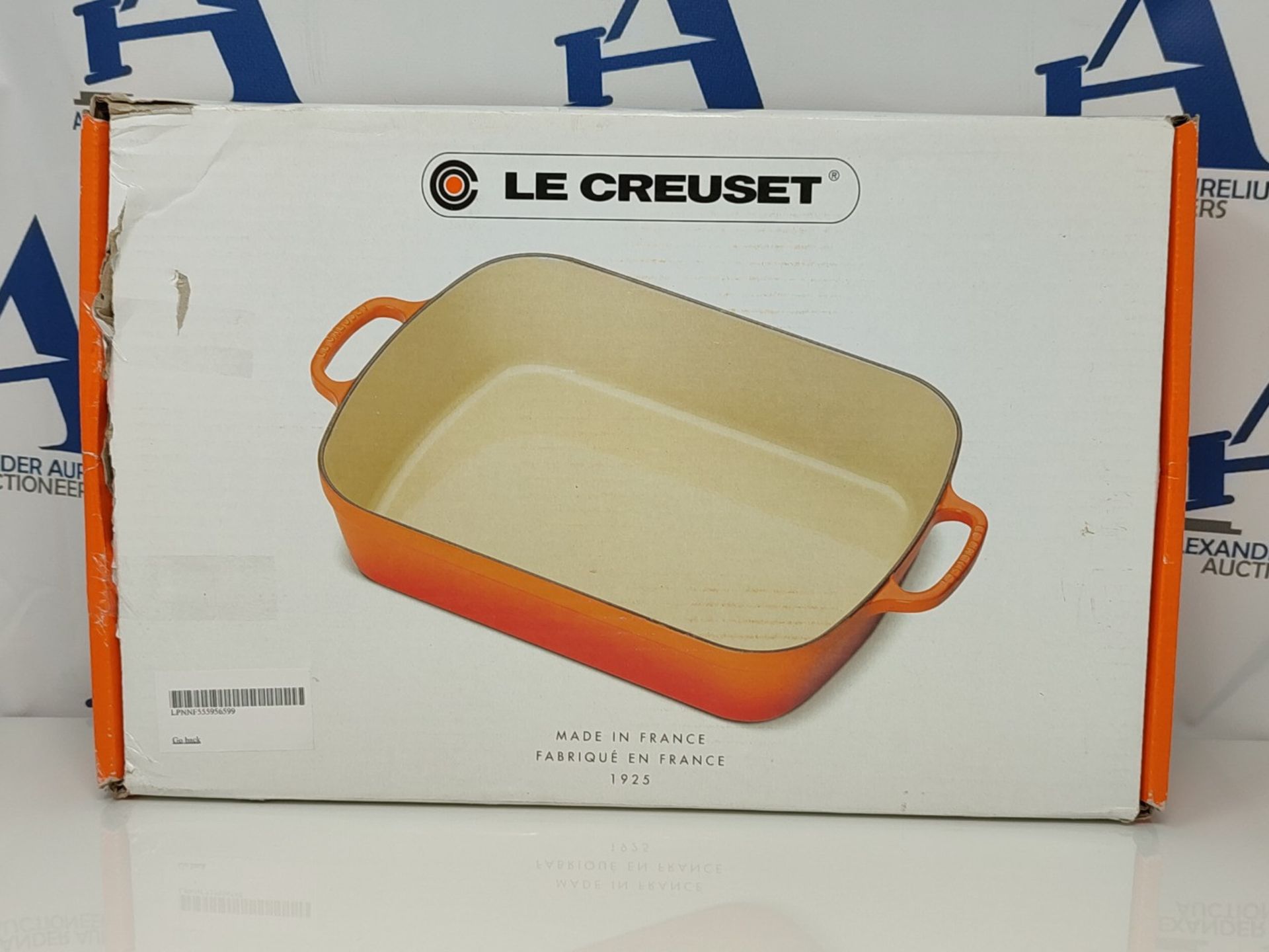 RRP £215.00 Le Creuset Signature Enamelled Cast Iron Rectangular Roasting Dish, 33 cm, 4.9 Litres, - Image 3 of 3