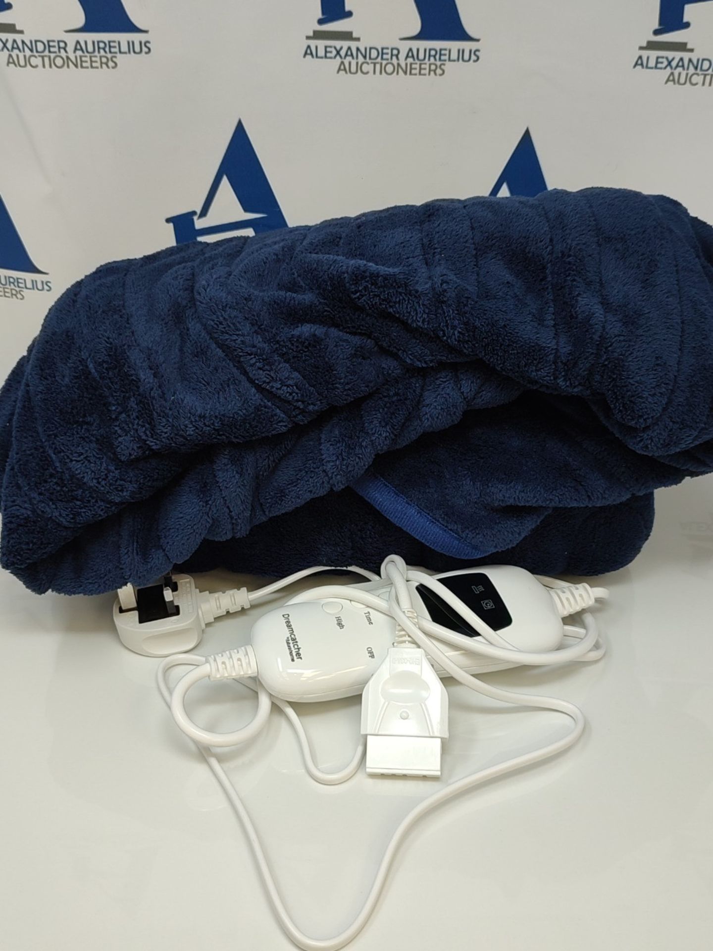 Dreamcatcher Electric Heated Throw Blanket 160 x 120cm, Machine Washable Soft Fleece O