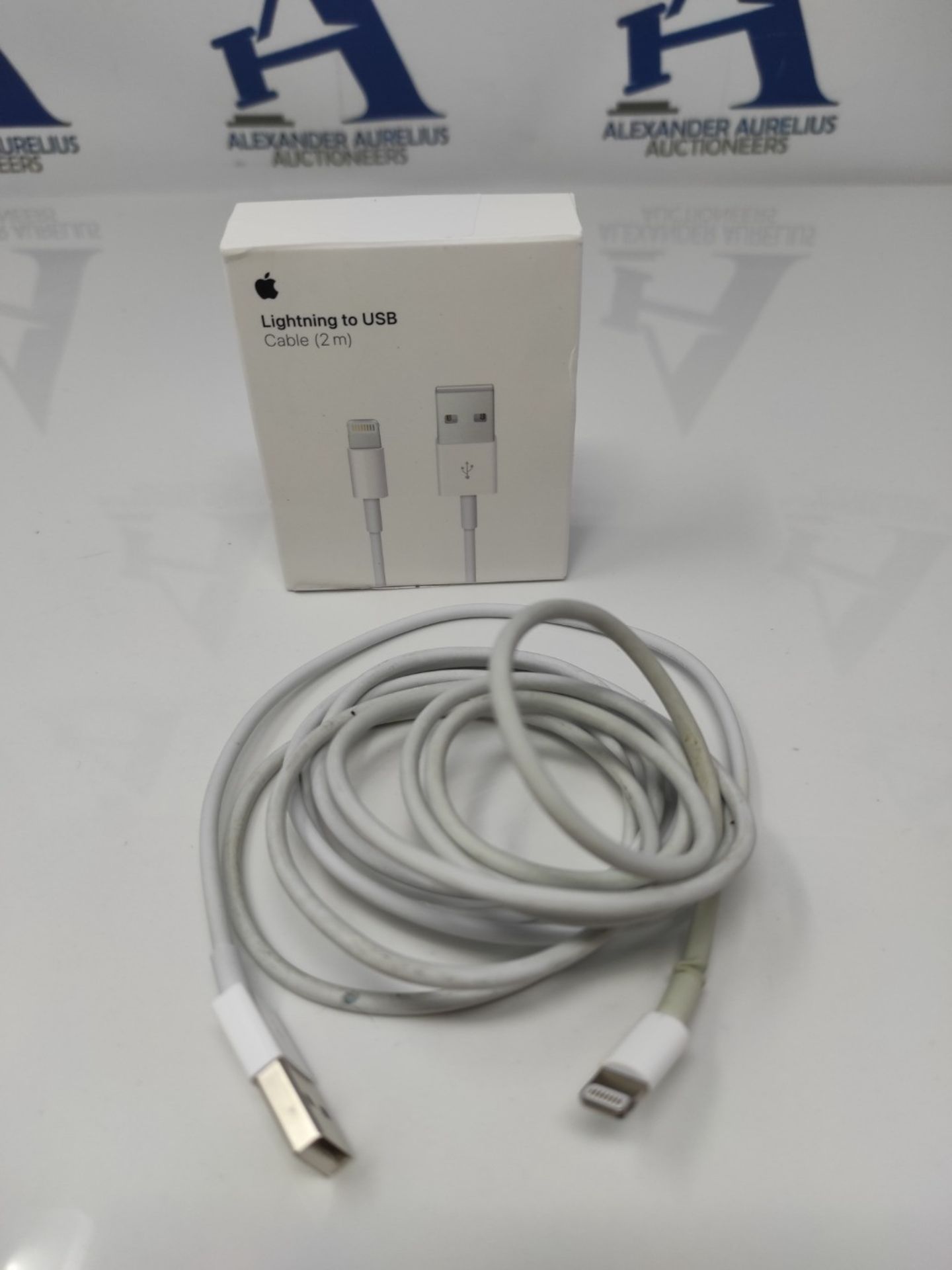 Apple Lightning to USB Cable (2 m) - Bild 2 aus 2