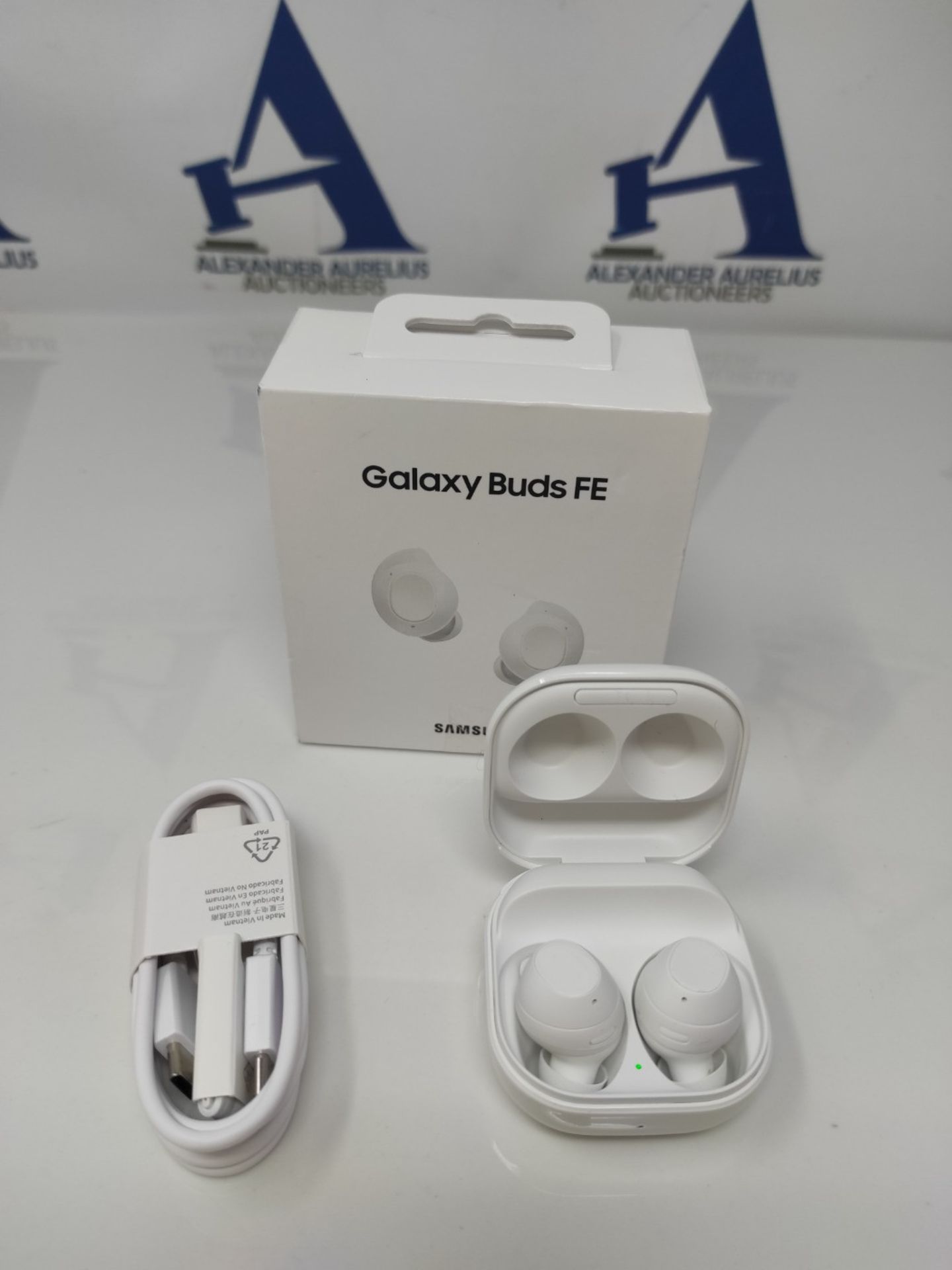 RRP £79.00 Samsung Galaxy Buds FE Wireless Earbuds, Active Noise Cancelling, Comfort Fit, 2 Year - Image 2 of 3