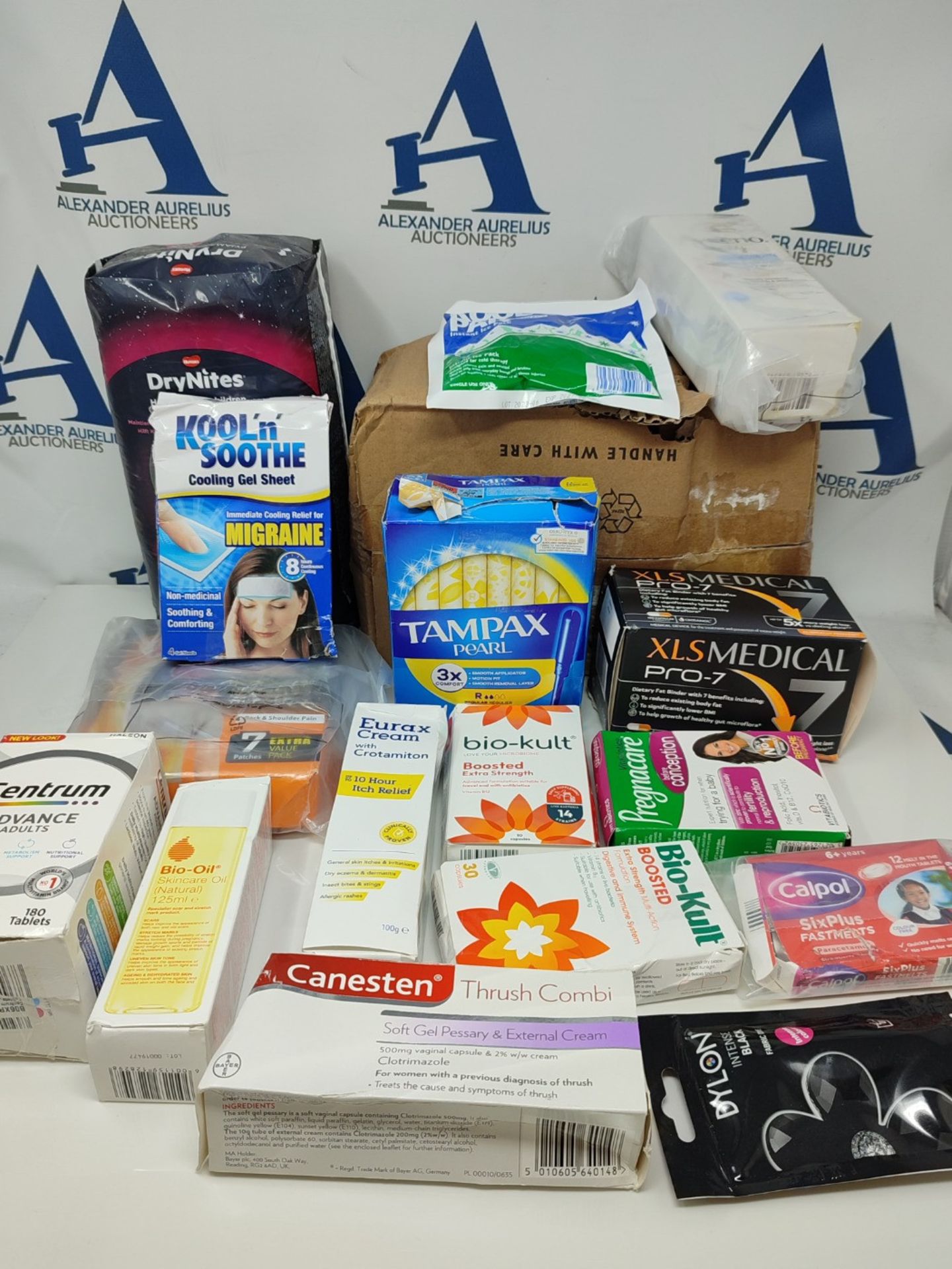 16 items of Pharmaceutical products and personal care