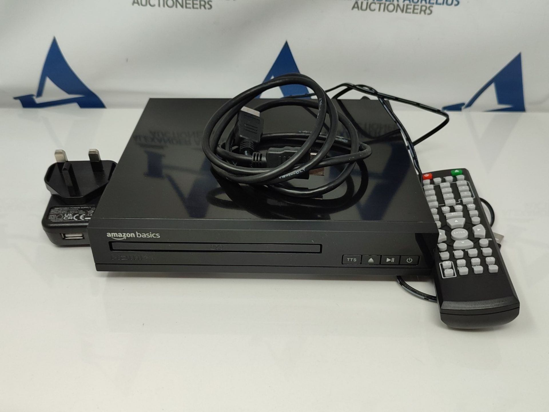 Amazon Basics Mini DVD Player with Text-To-Speech Technology, HDMI, RCA and Remote Con - Bild 2 aus 2