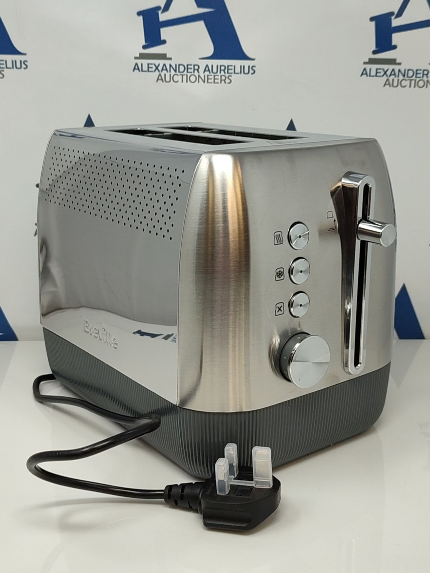 Breville Edge Deep Chassis 2-Slice Toaster | Toasts All the Way to the Top | Brushed S - Image 3 of 3