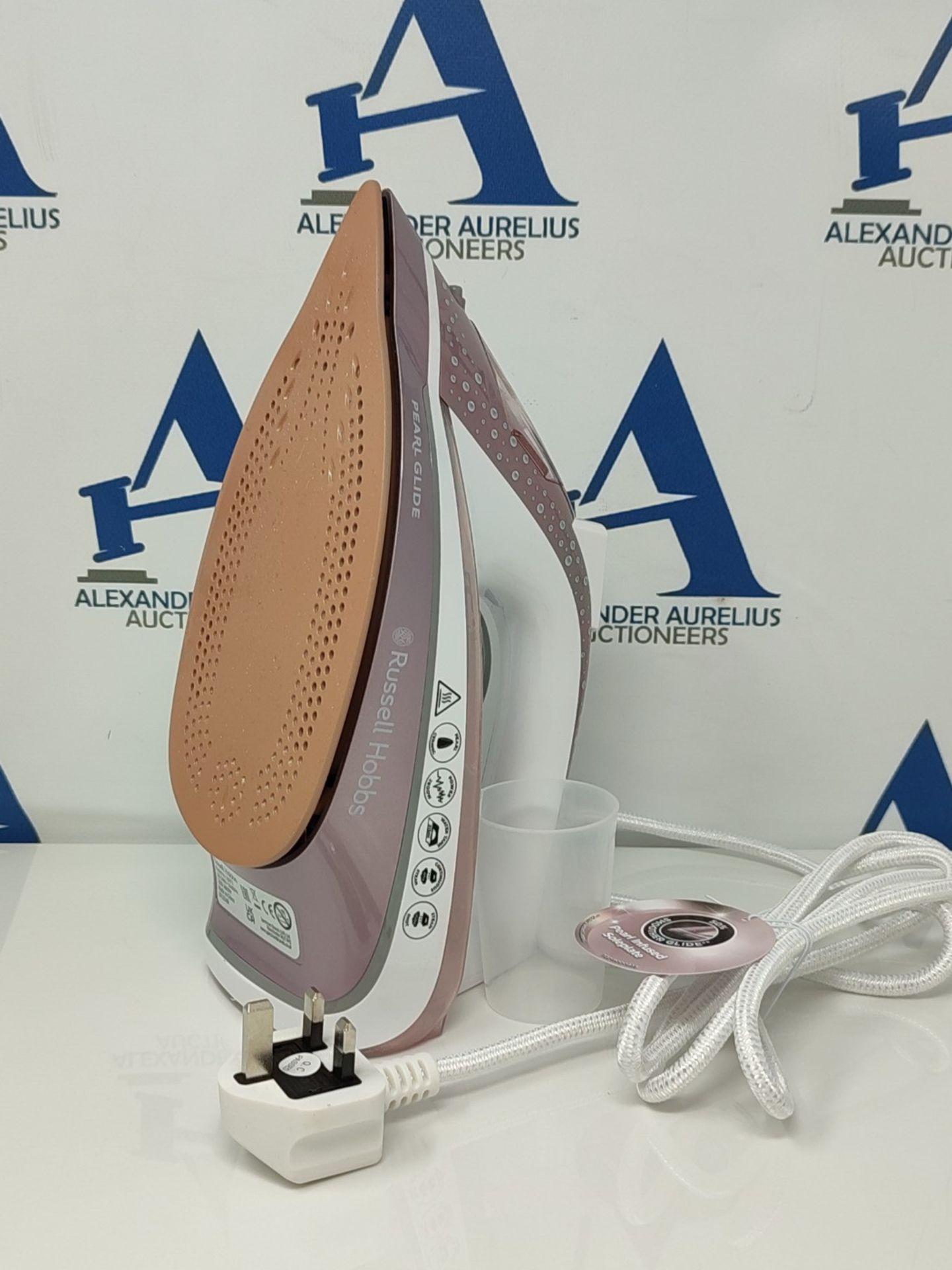 Russell Hobbs Pearl Glide Steam Iron with Pearl Infused Ceramic Soleplate, 315 ml Wate - Image 3 of 3