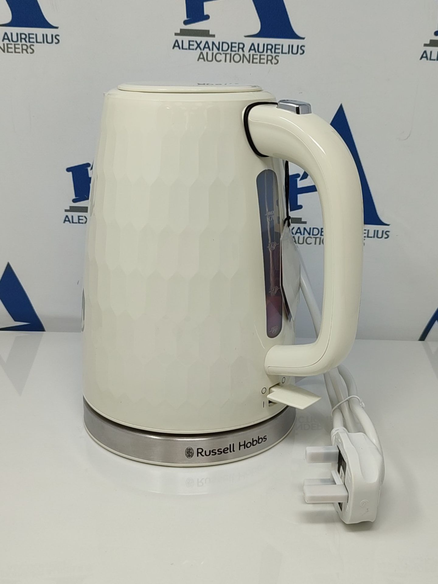 Russell Hobbs 26052 Cordless Electric Kettle - Contemporary Honeycomb Design with Fast - Image 2 of 3