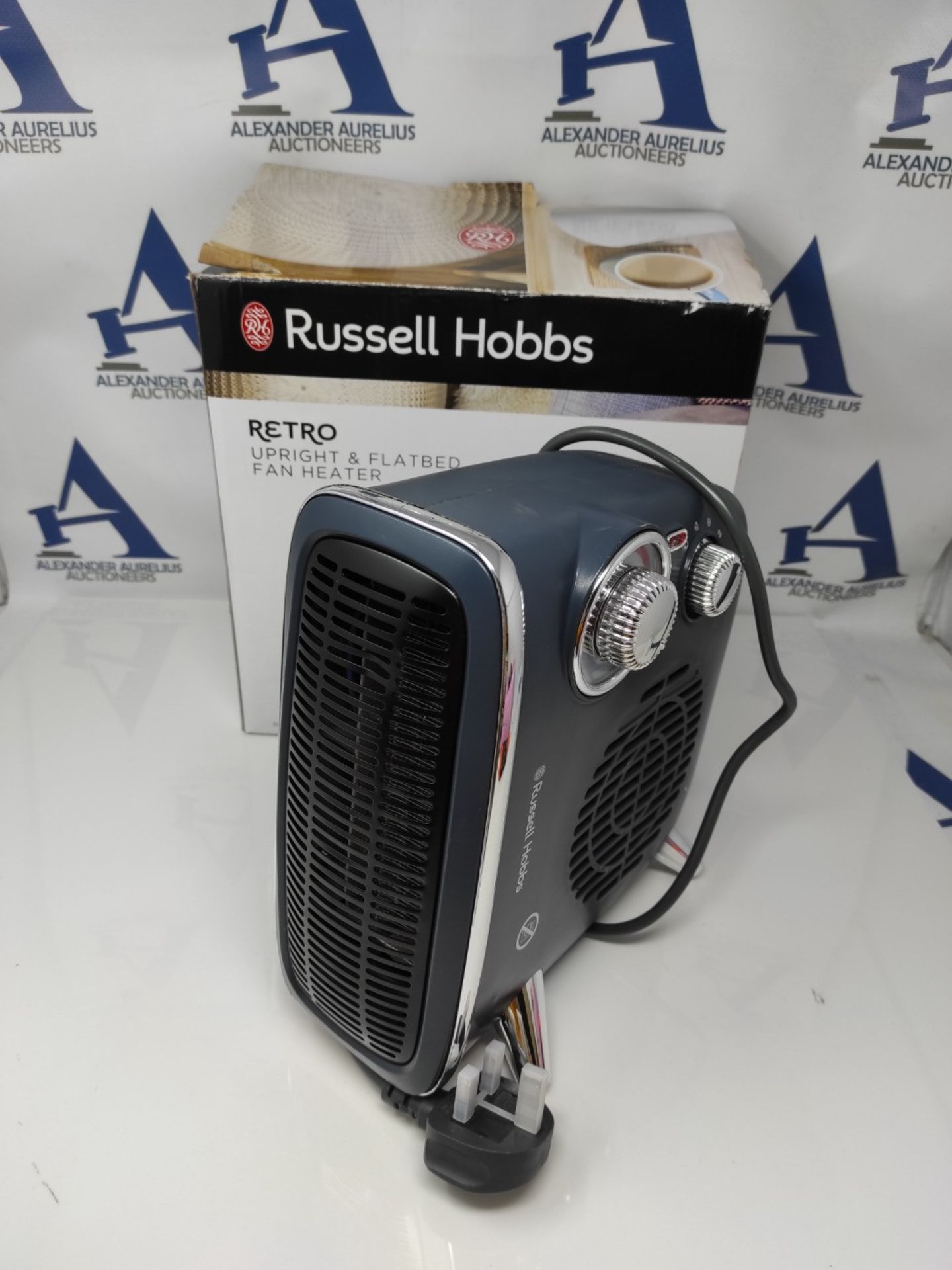 Russell Hobbs 1800W/1.8KW Electric Heater, Retro Horizontal/Vertical Fan Heater in Gre - Image 2 of 2