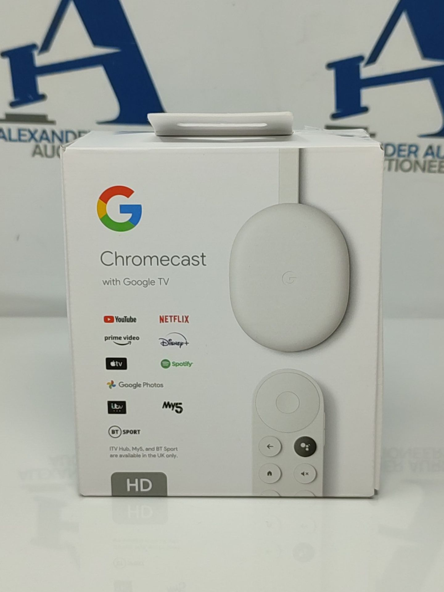 Chromecast with Google TV (HD) Snow  Streaming entertainment on your TV with voice - Image 2 of 3