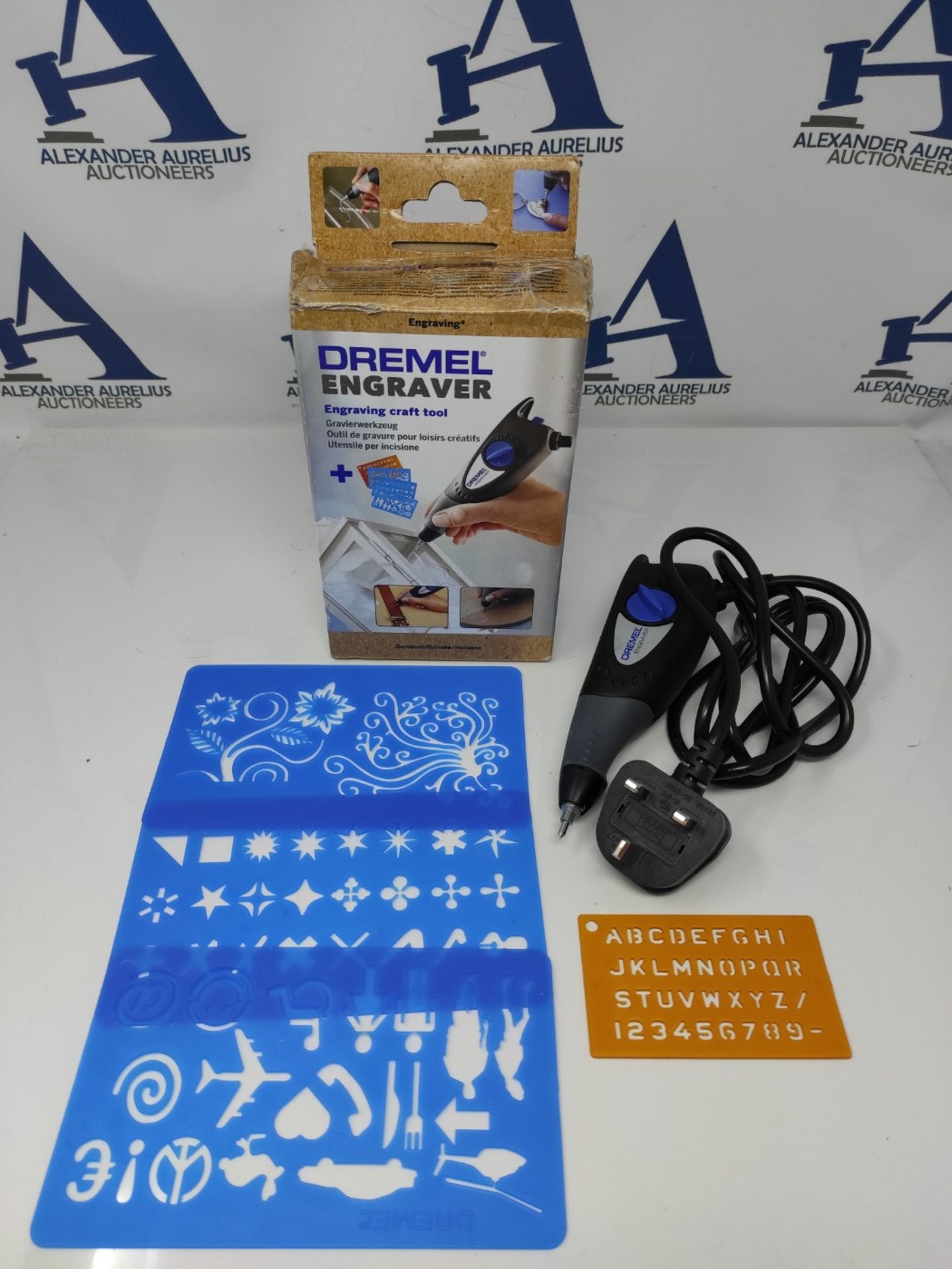 Dremel 290 Engraver - Compact Engraving Pen Tool with 3 Engraving Tips and 4 Craft Ste - Bild 2 aus 2