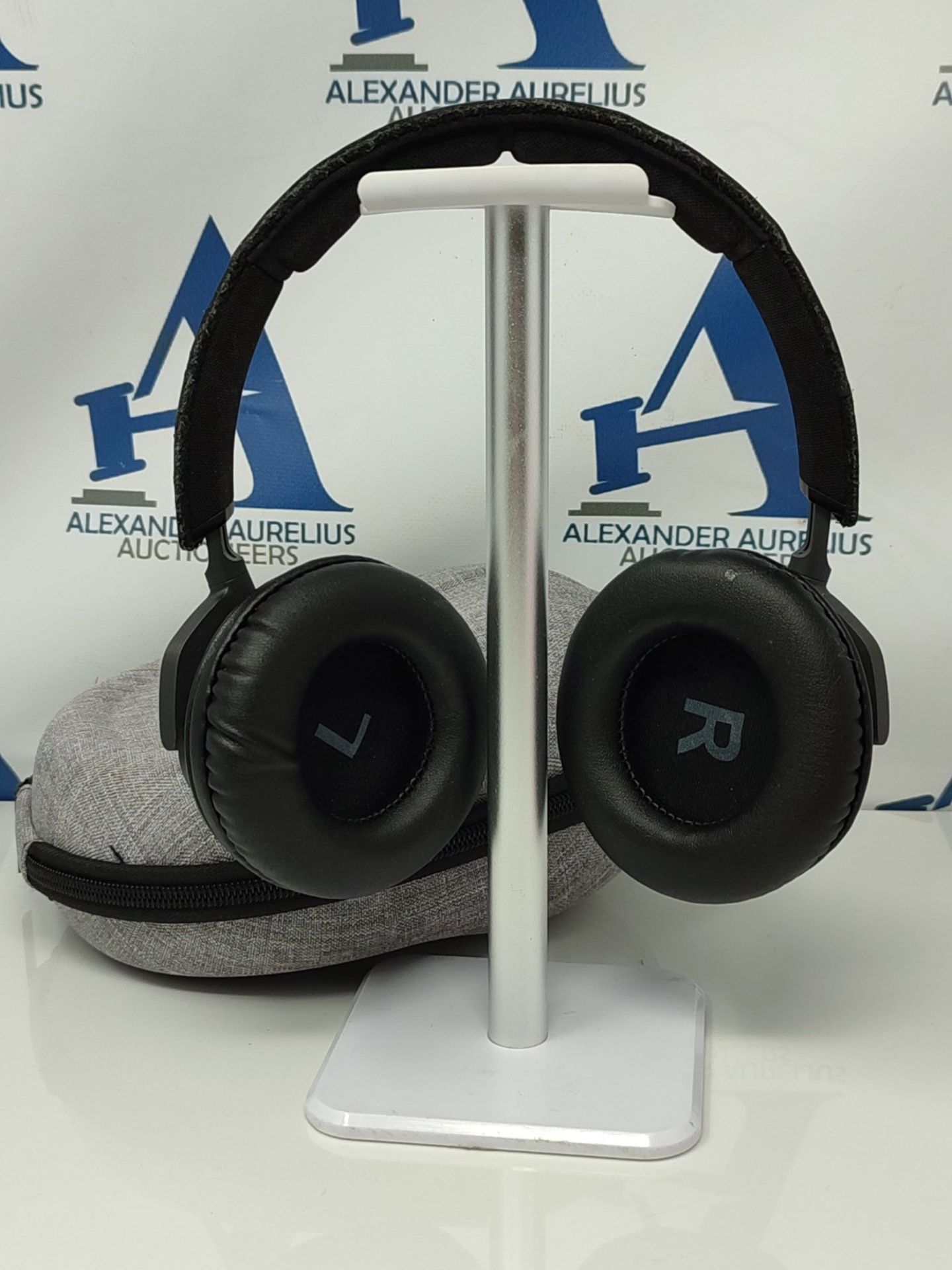 RRP £260.00 Bang & Olufsen Beoplay H7 over-ear headphones (wireless) black - Image 3 of 3