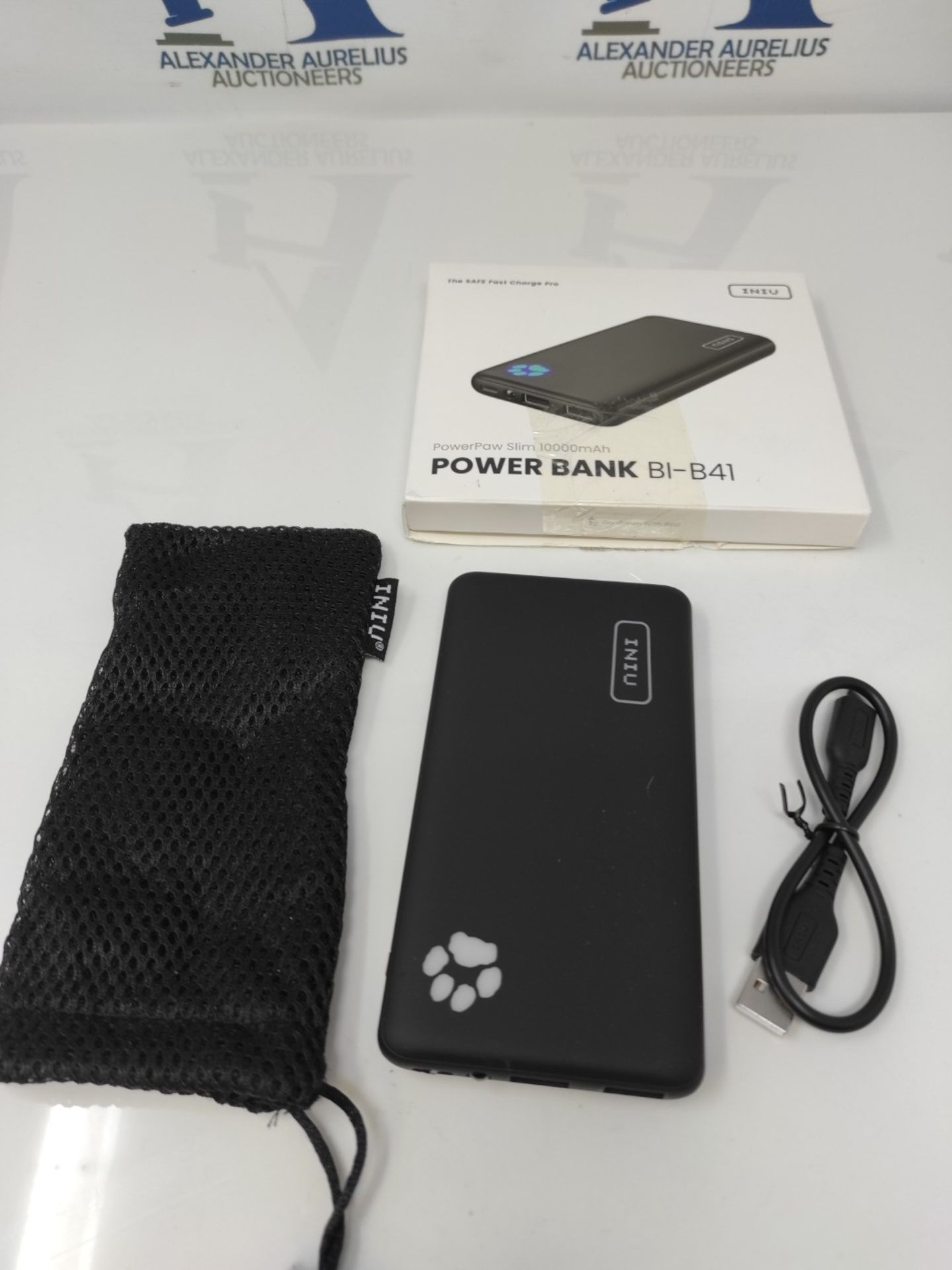 INIU Power Bank, Portable Charger 10000mAh Slimmest & Lightest High-Speed USB C Input - Image 2 of 2