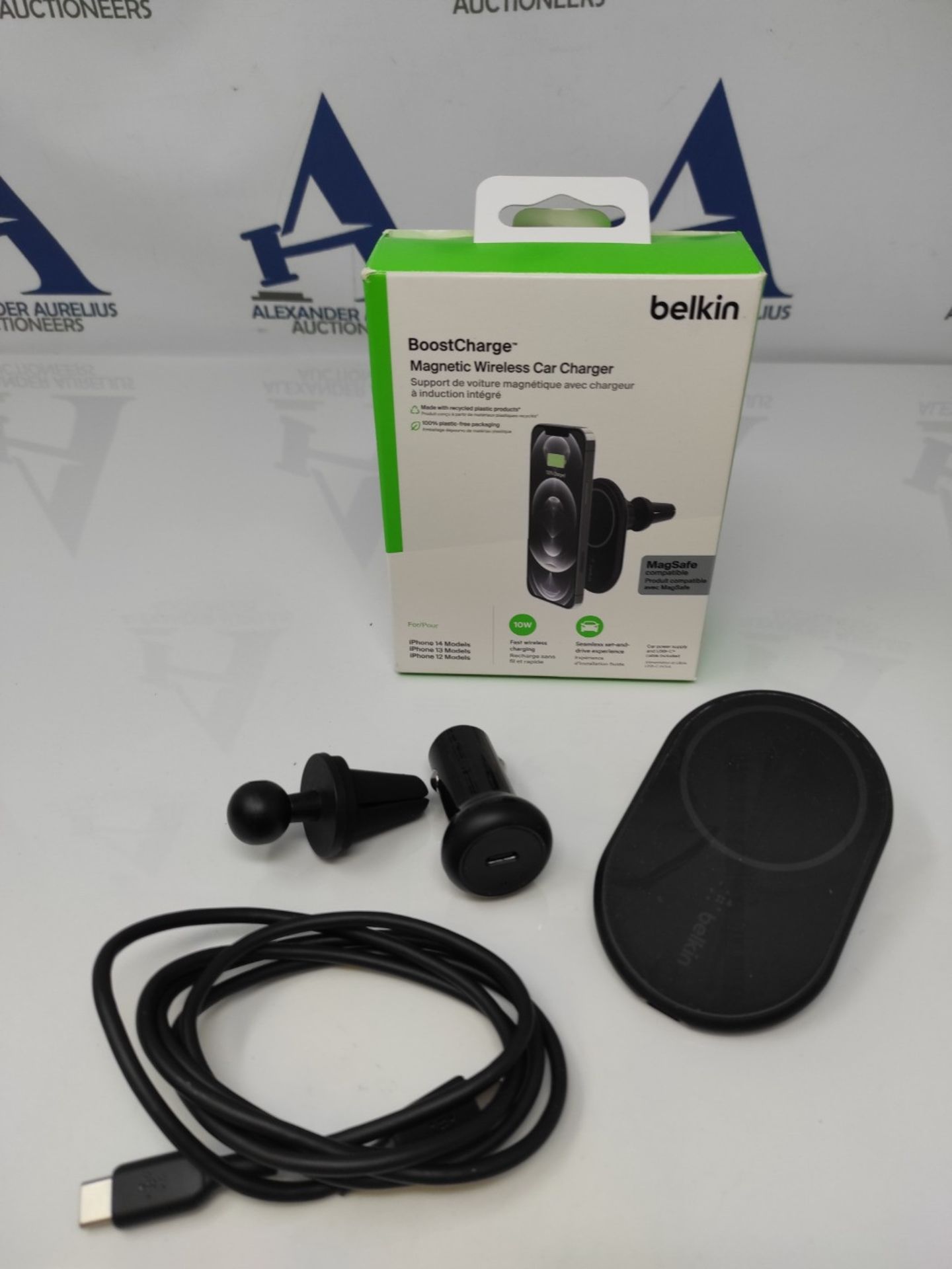 Belkin BoostCharge Wireless Charger, Magnetic Car Charger, Phone Mount Holder Compatib - Image 2 of 2