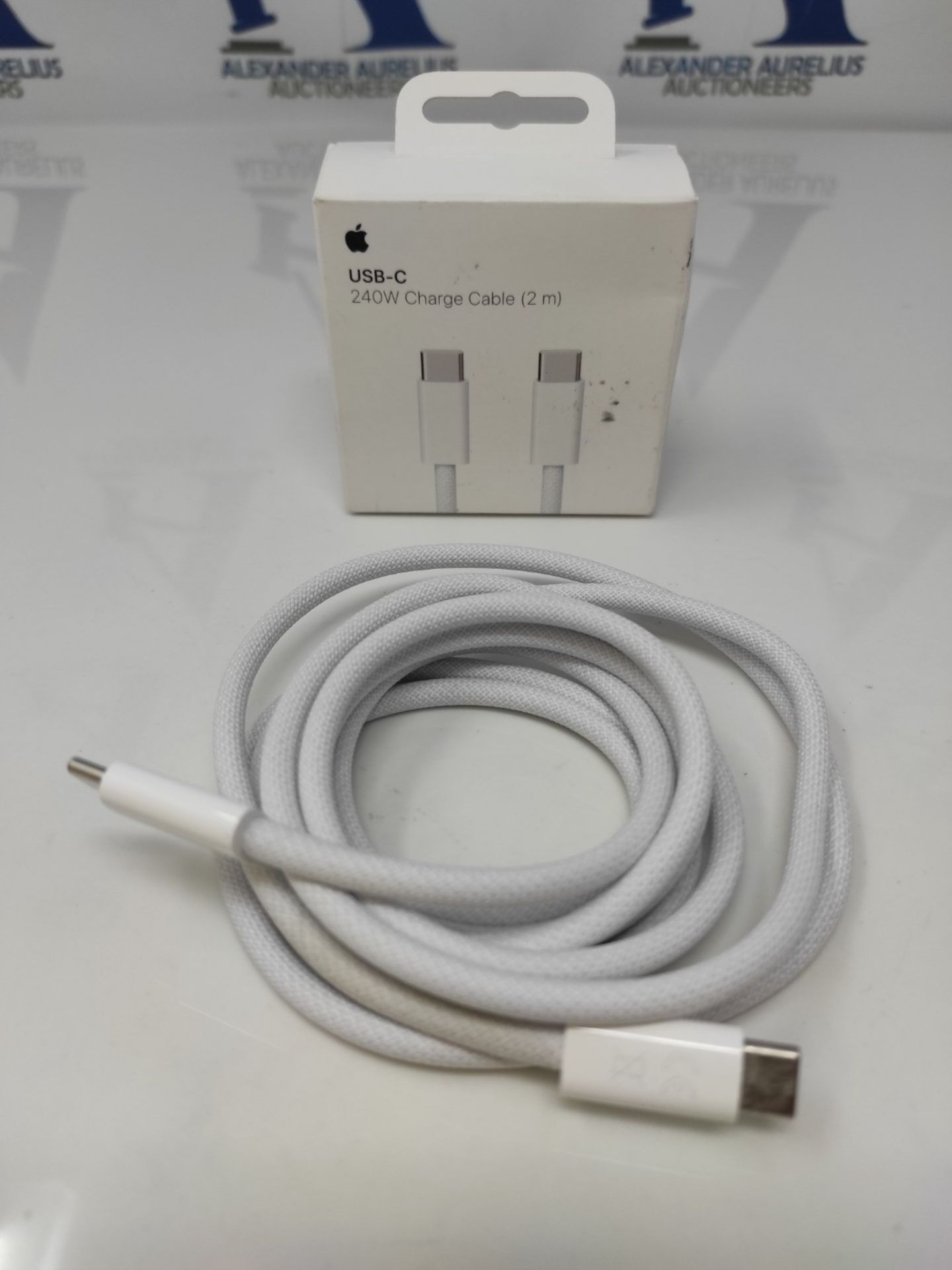 Apple 240W USB-C Charge Cable (2m) - Image 2 of 2