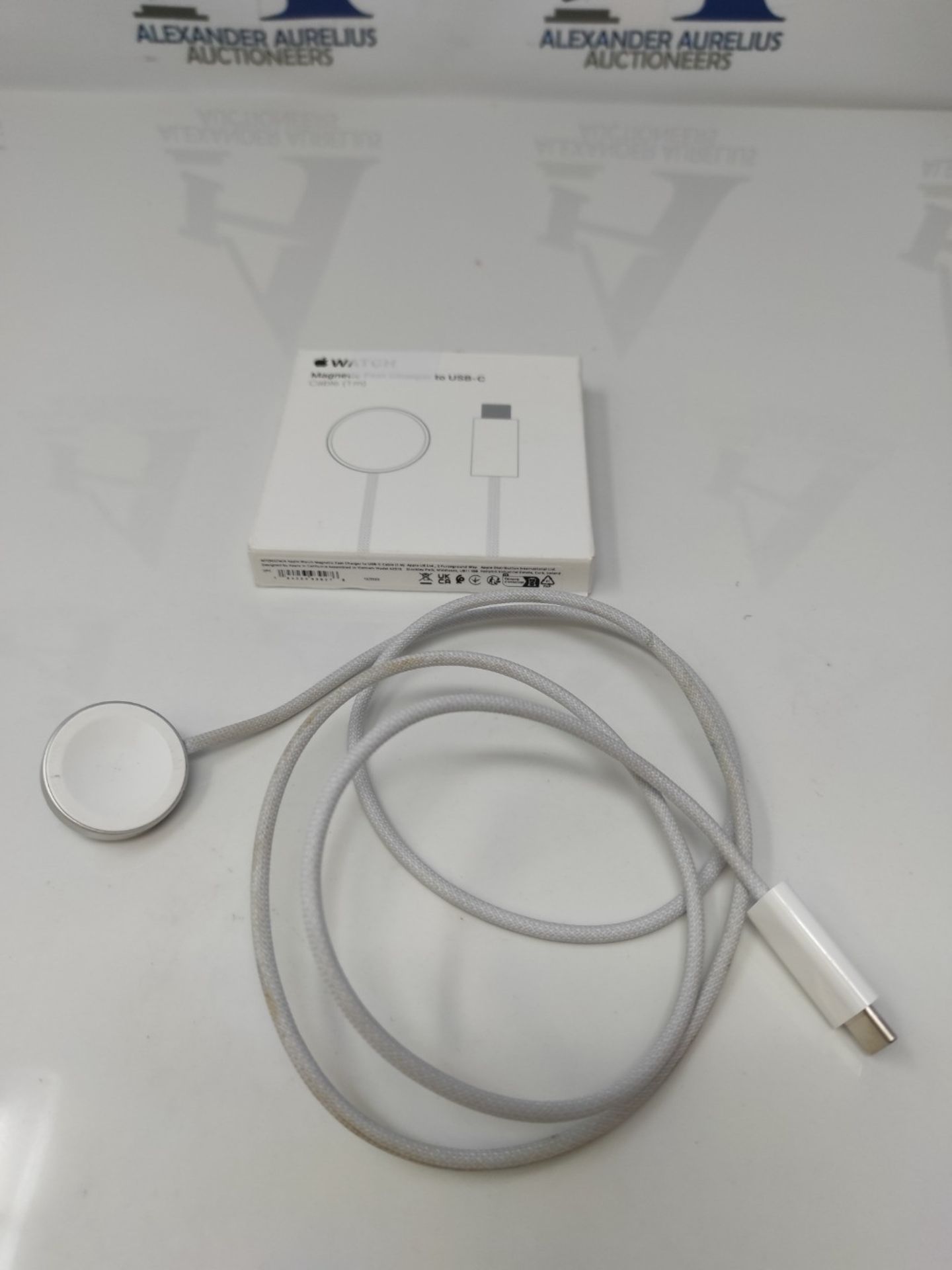 Apple Watch Magnetic Fast Charger to USB-C Cable (1 m) - Image 2 of 2