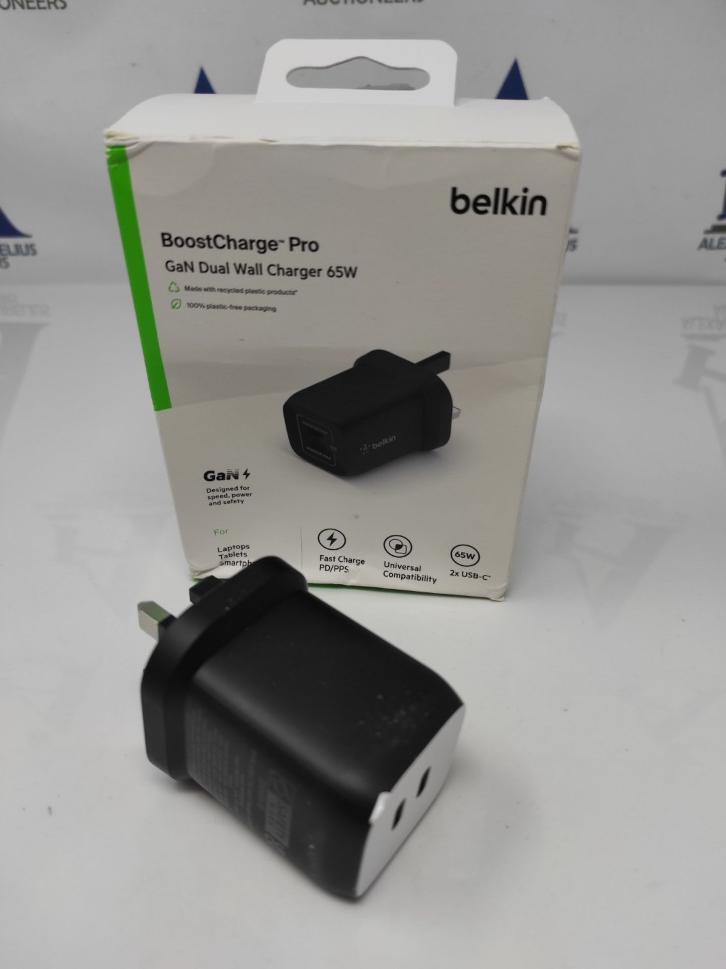 Belkin 65W Dual USB Type C Wall Charger, Fast Charging Power Delivery 3.0 with GaN Tec - Image 2 of 2