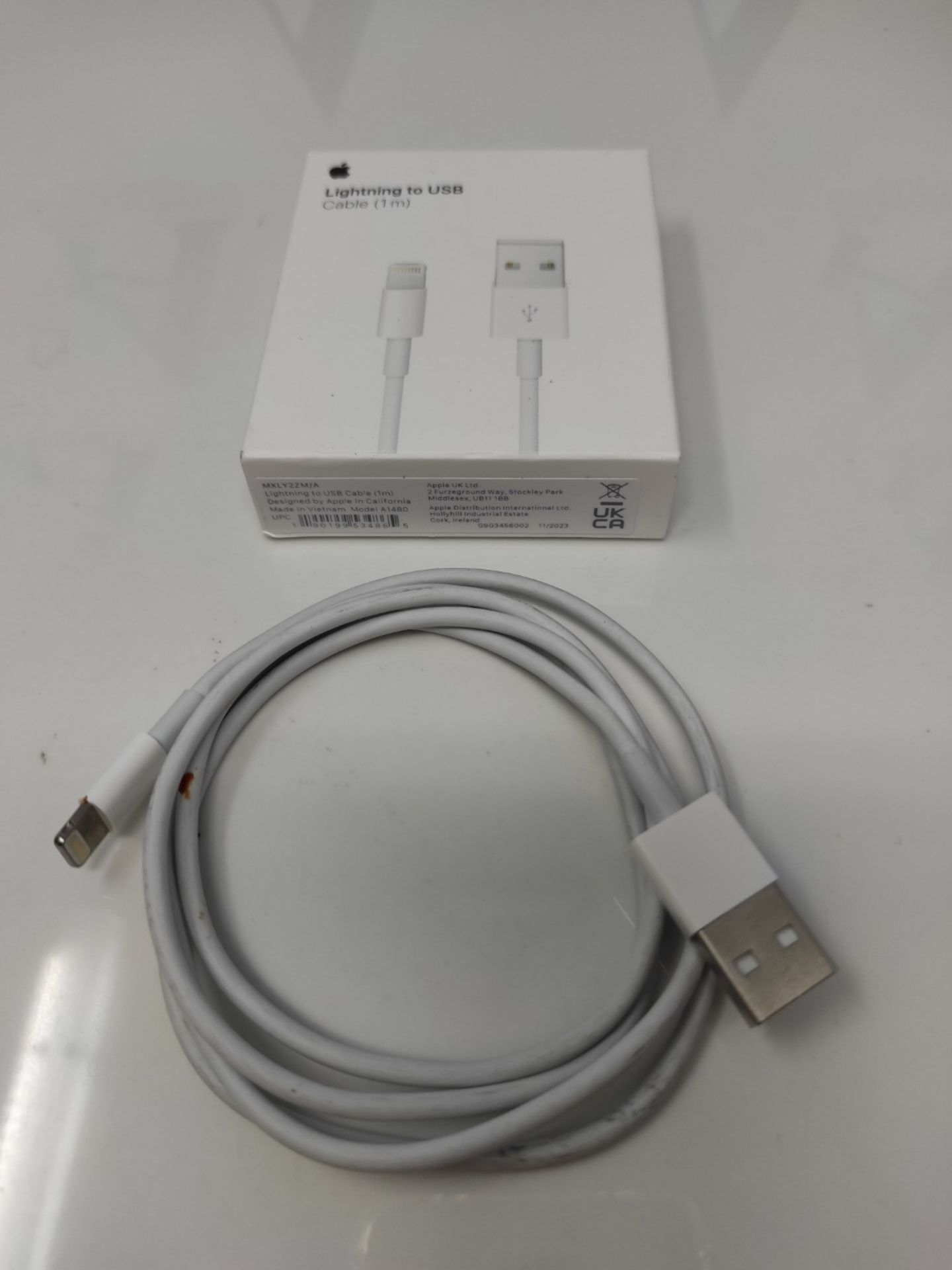 Apple Lightning to USB Cable (1m) Pack of 1 - Image 2 of 2